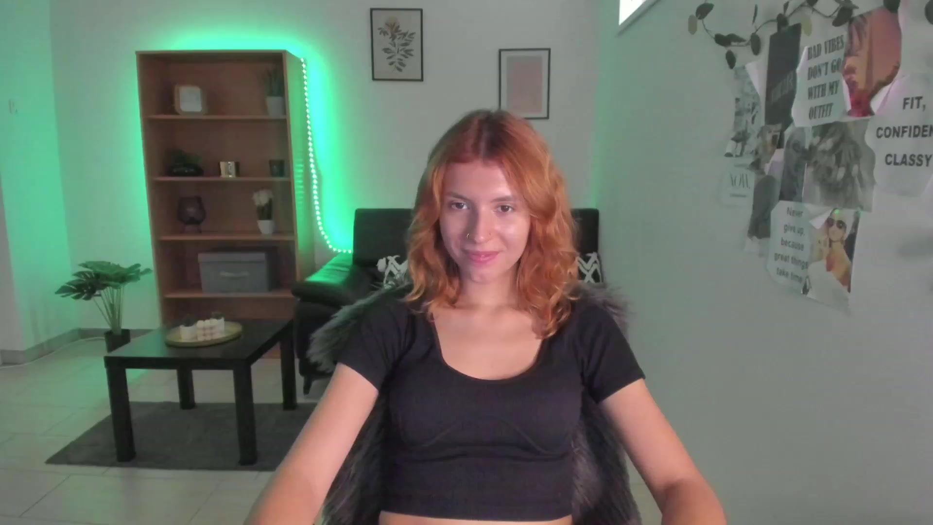 Gallery image thumbnail from SaraJaay18's myfreecams stream on, 08/26/2023, 11:44 image 11 of 20