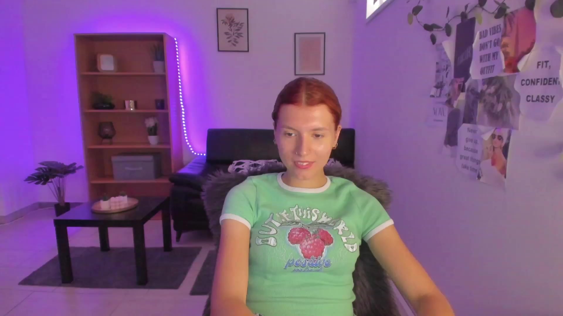 Gallery image thumbnail from SaraJaay18's myfreecams stream on, 08/31/2023, 12:28 image 1 of 20