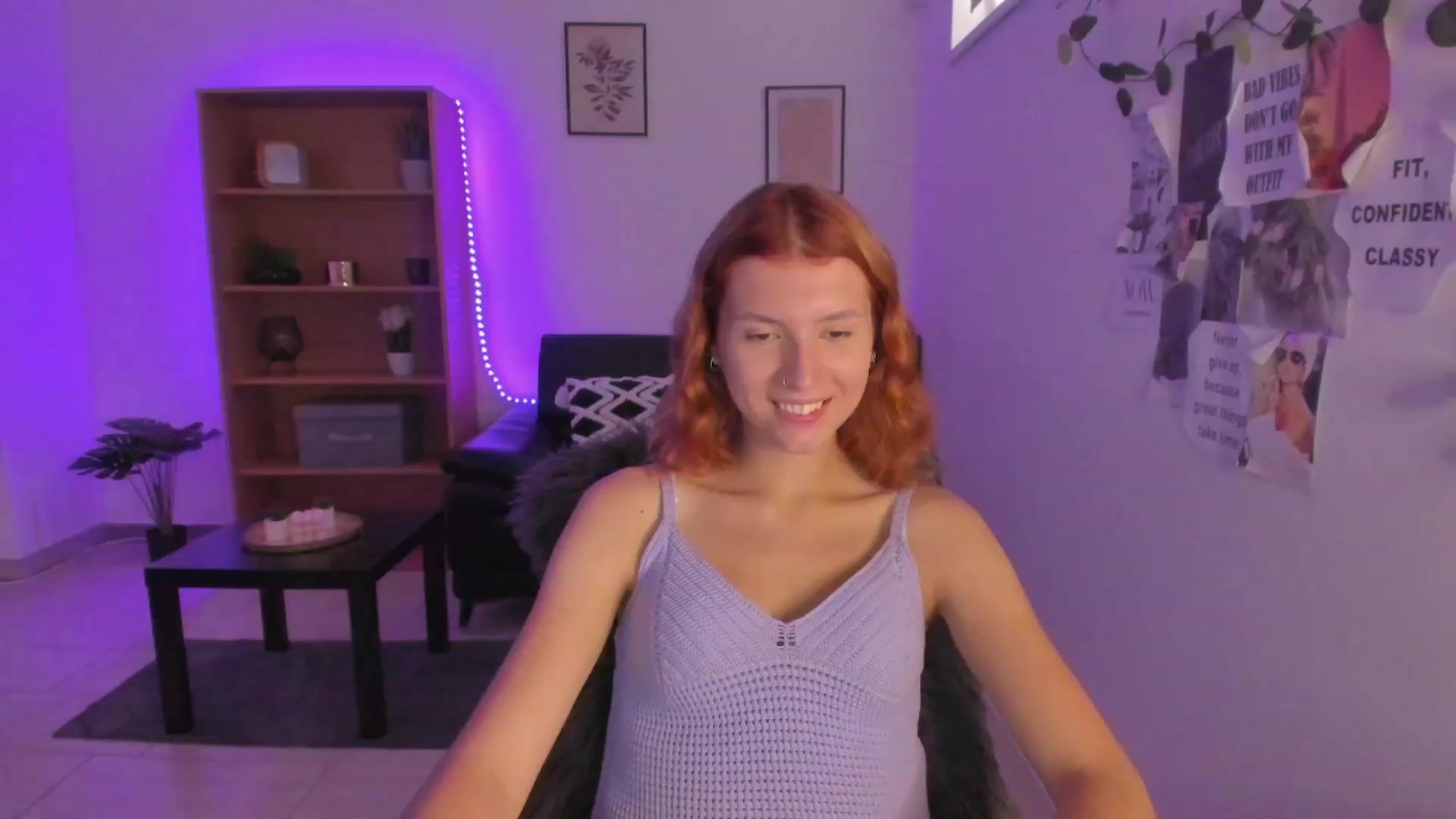 Gallery image thumbnail from SaraJaay18's myfreecams stream on, 09/02/2023, 12:12 image 2 of 20