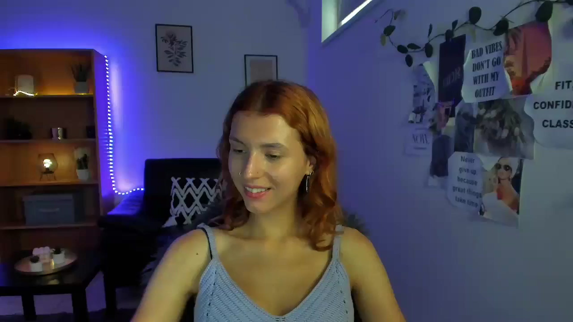 Gallery image thumbnail from SaraJaay18's myfreecams stream on, 09/12/2023, 10:08 image 1 of 20