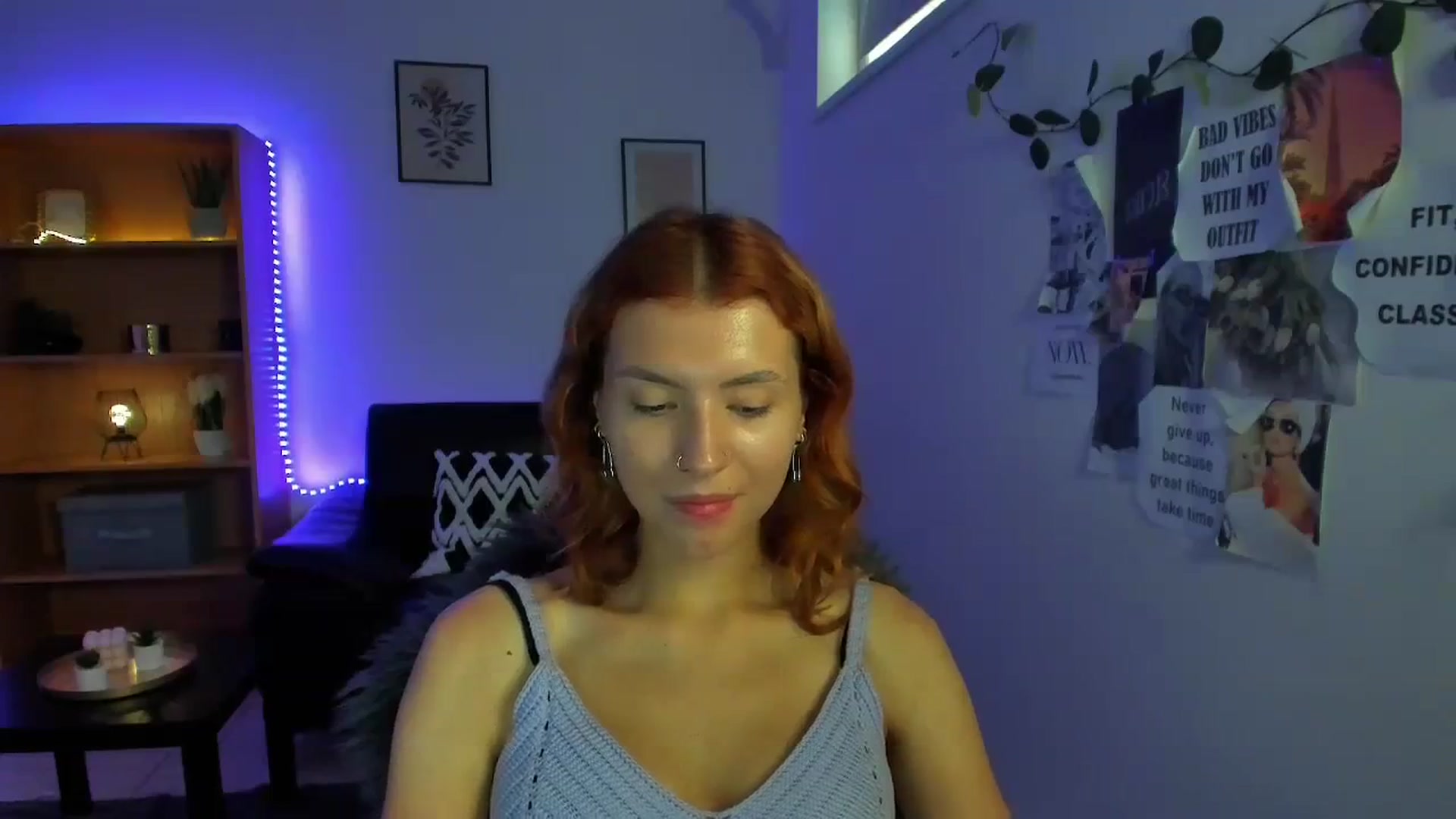 Gallery image thumbnail from SaraJaay18's myfreecams stream on, 09/12/2023, 10:08 image 16 of 20
