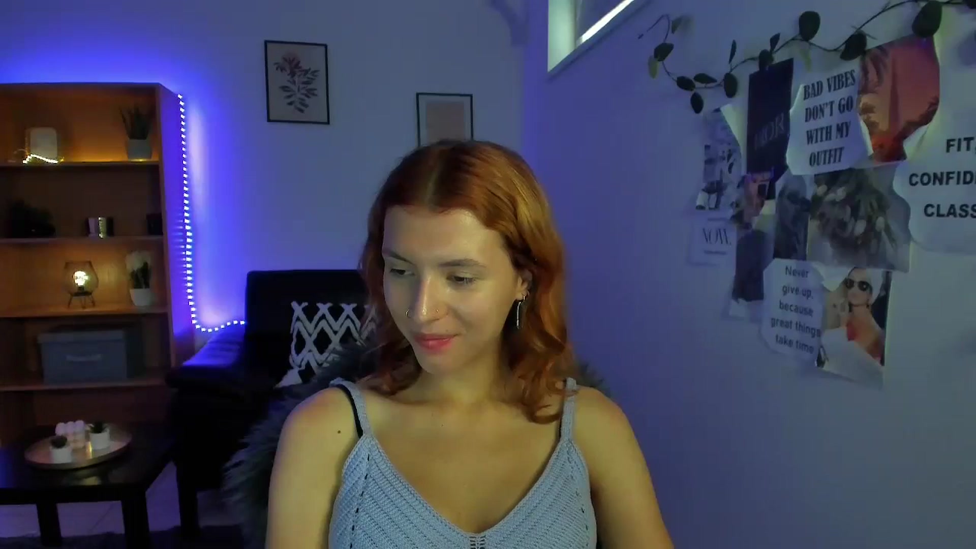 Gallery image thumbnail from SaraJaay18's myfreecams stream on, 09/12/2023, 10:08 image 5 of 20