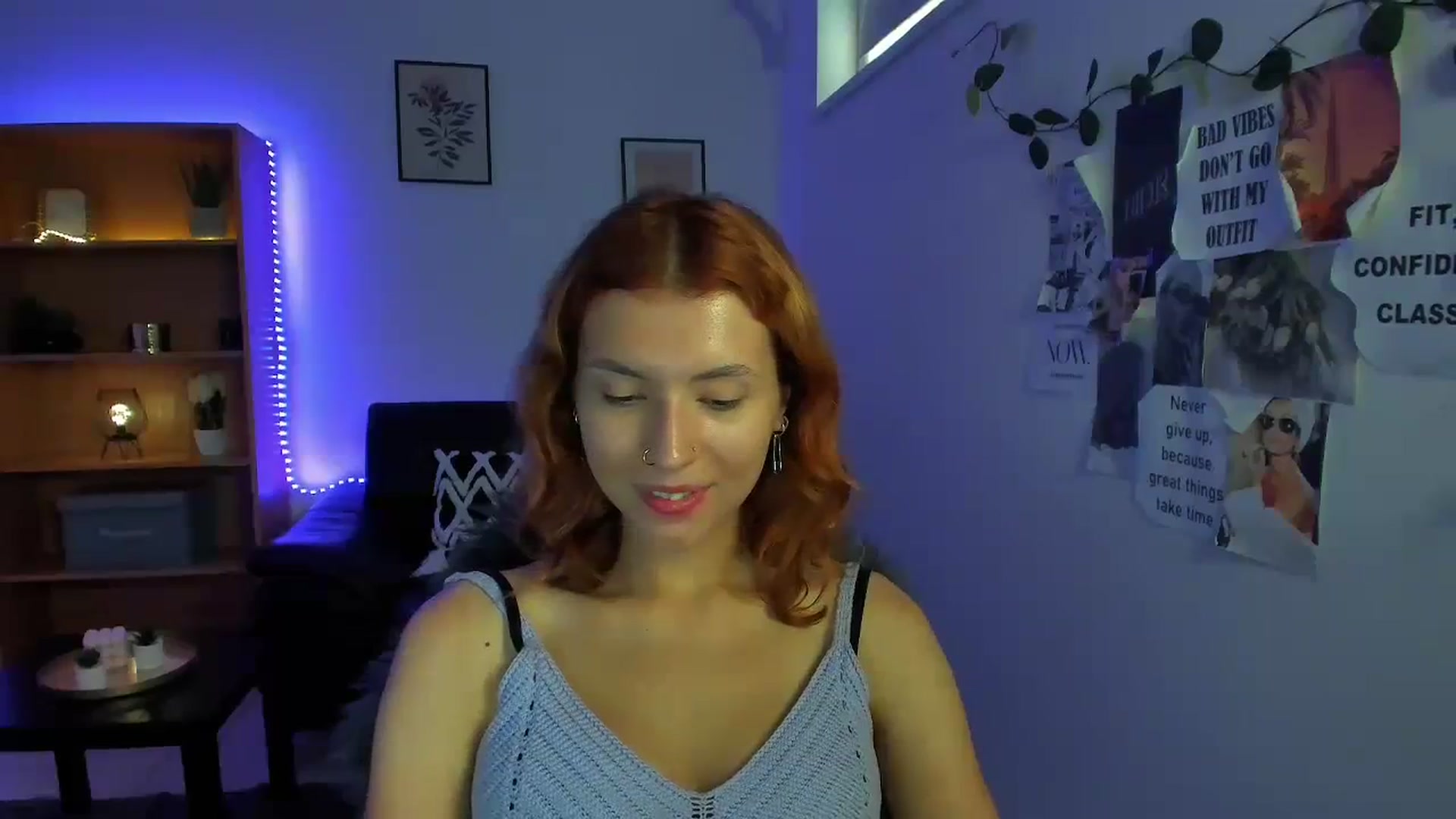 Gallery image thumbnail from SaraJaay18's myfreecams stream on, 09/12/2023, 11:36 image 2 of 20