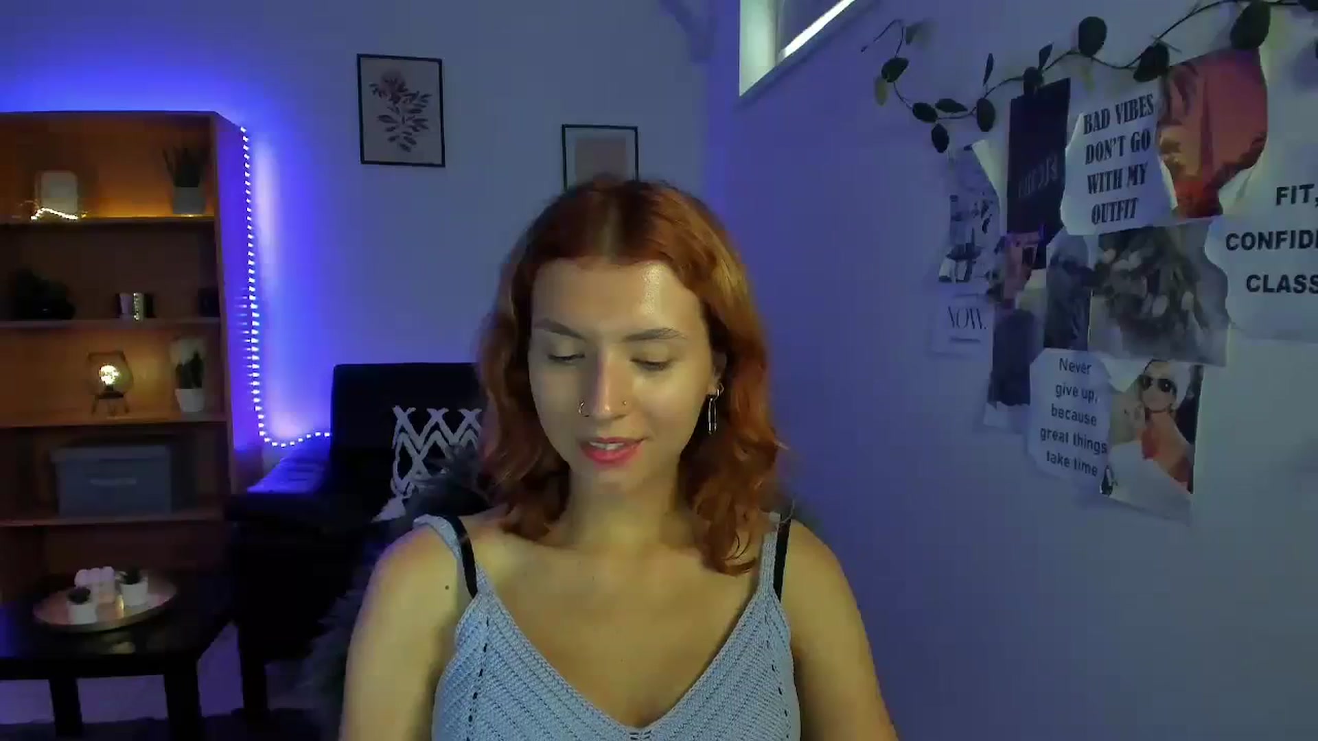 Gallery image thumbnail from SaraJaay18's myfreecams stream on, 09/12/2023, 11:36 image 8 of 20
