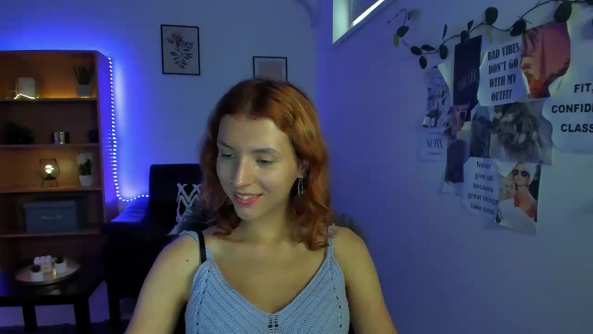 Gallery image thumbnail from SaraJaay18's myfreecams stream on, 09/12/2023, 11:36 image 15 of 20
