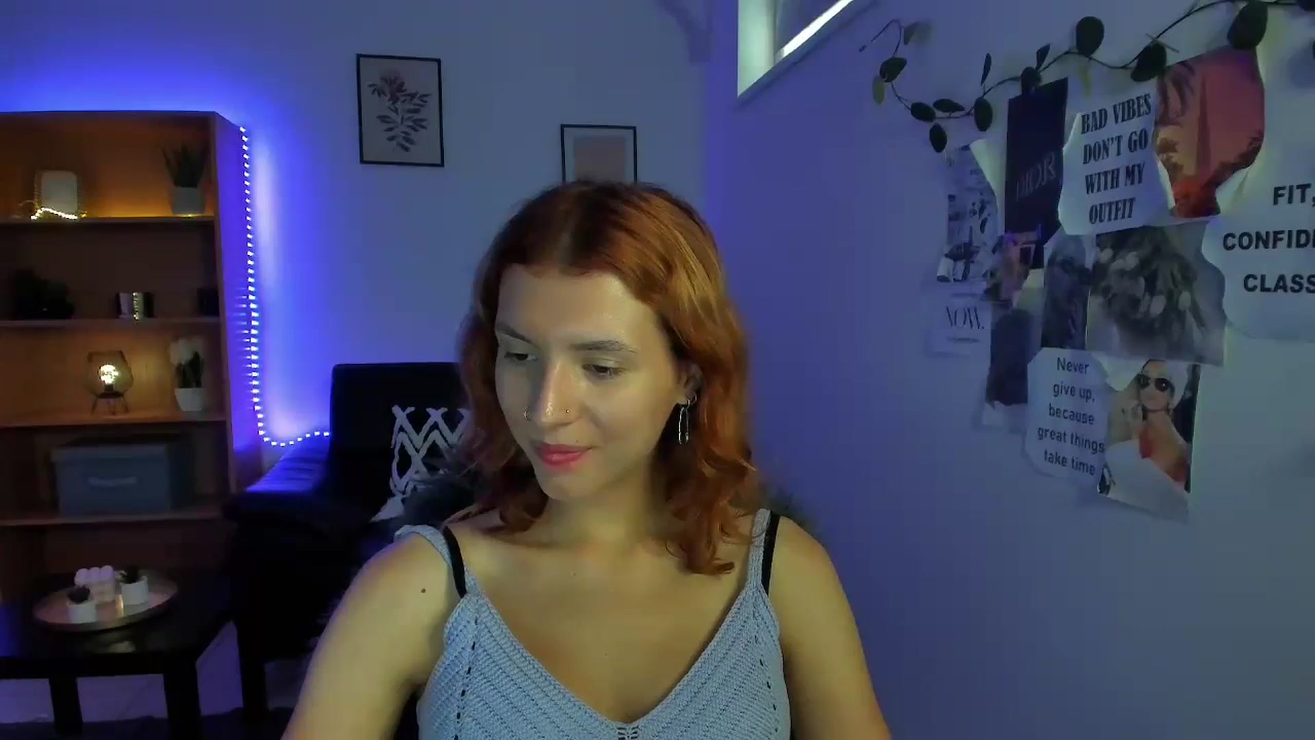 Gallery image thumbnail from SaraJaay18's myfreecams stream on, 09/12/2023, 11:36 image 7 of 20