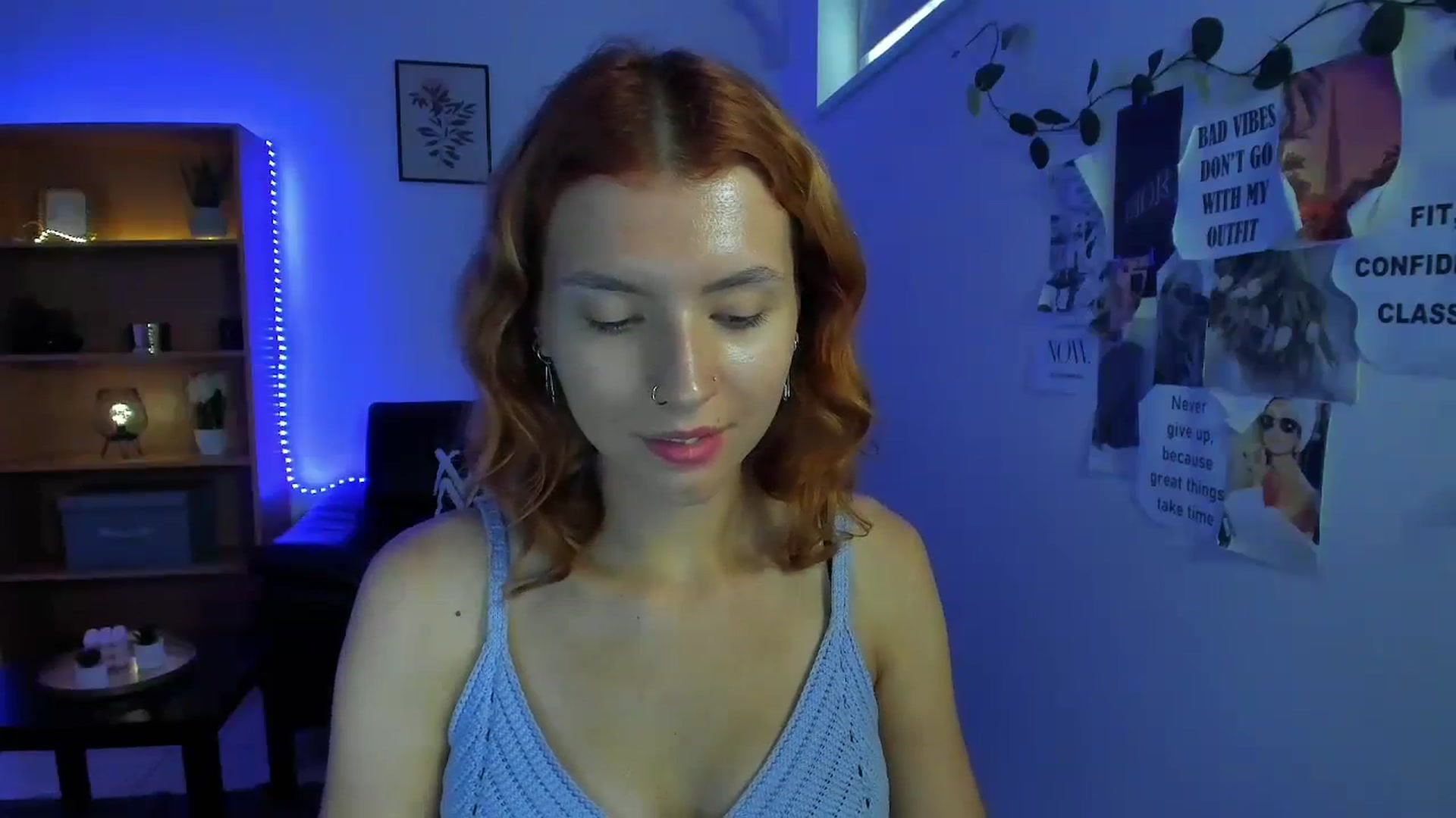 Gallery image thumbnail from SaraJaay18's myfreecams stream on, 09/12/2023, 12:21 image 15 of 20