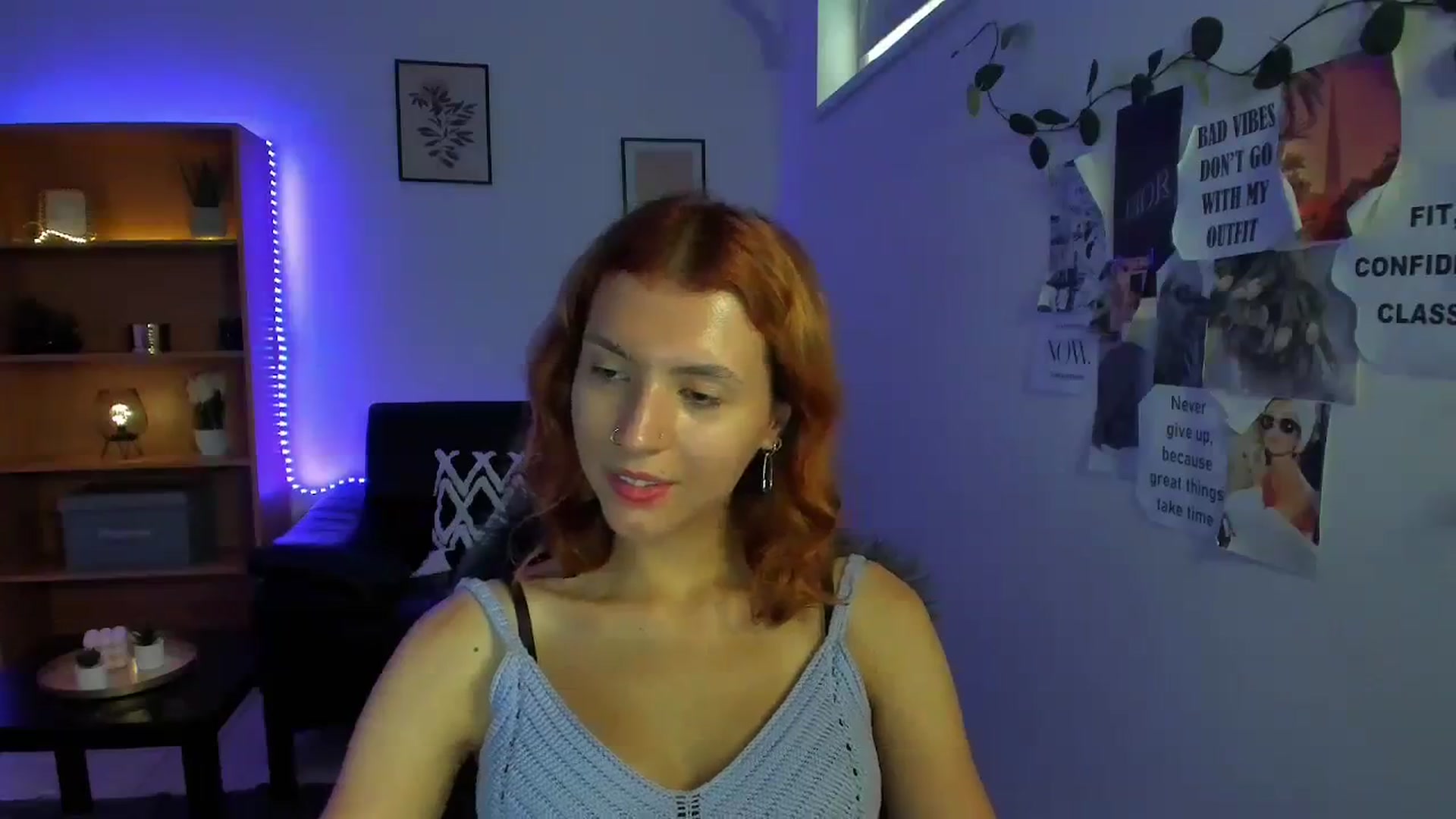 Gallery image thumbnail from SaraJaay18's myfreecams stream on, 09/12/2023, 12:21 image 19 of 20