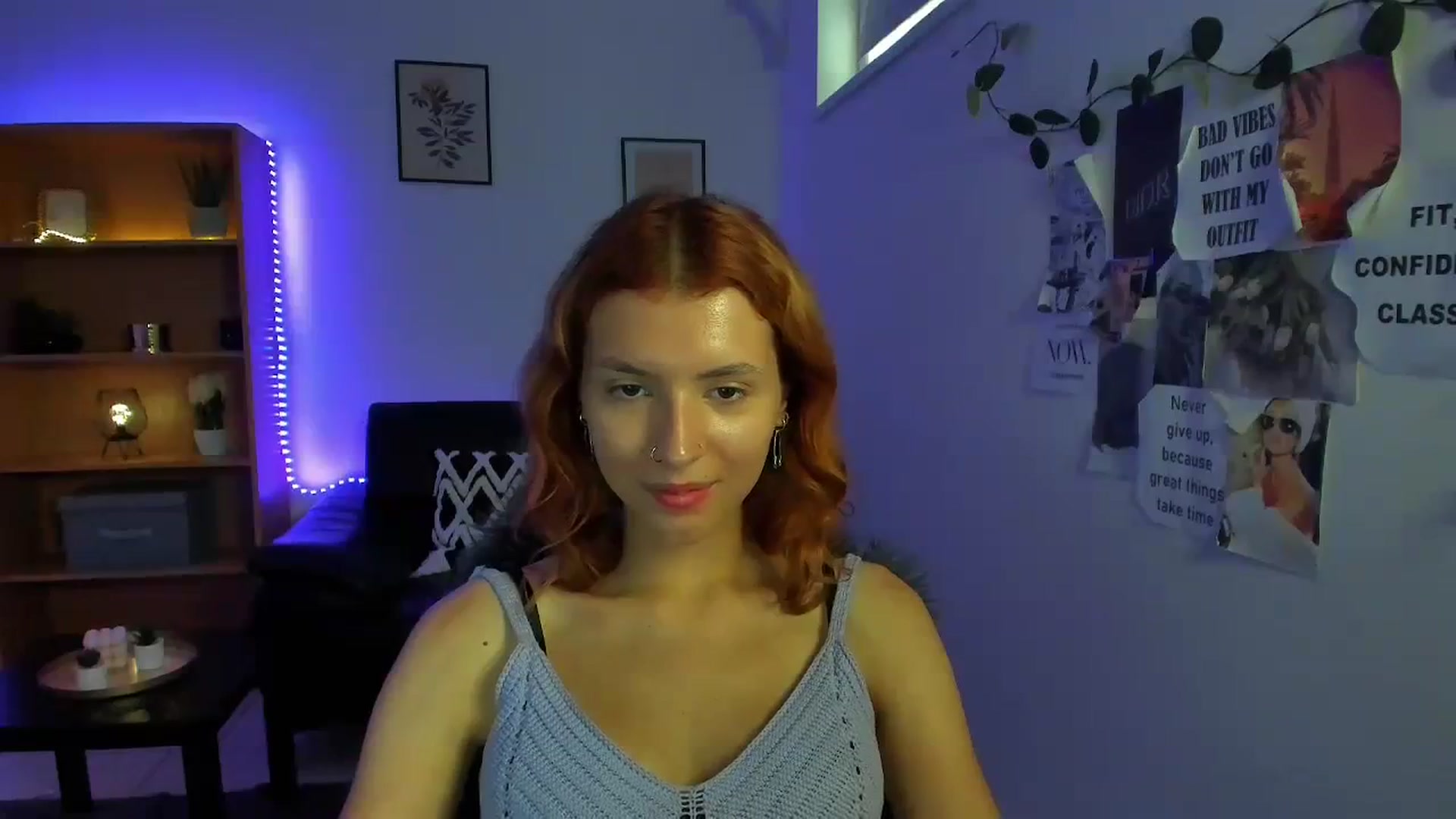 Gallery image thumbnail from SaraJaay18's myfreecams stream on, 09/12/2023, 12:21 image 17 of 20