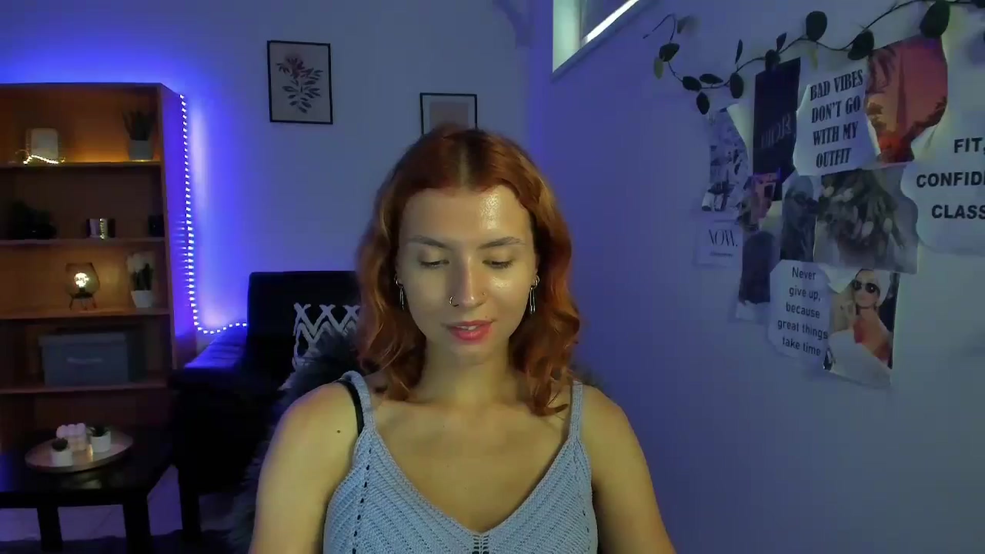 Gallery image thumbnail from SaraJaay18's myfreecams stream on, 09/12/2023, 12:21 image 9 of 20
