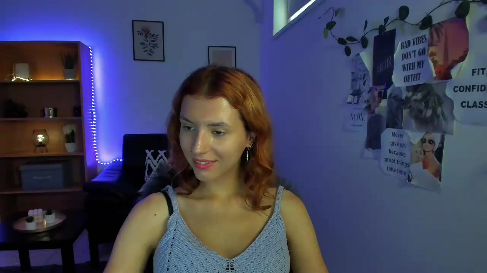 Gallery image thumbnail from SaraJaay18's myfreecams stream on, 09/12/2023, 12:21 image 5 of 20