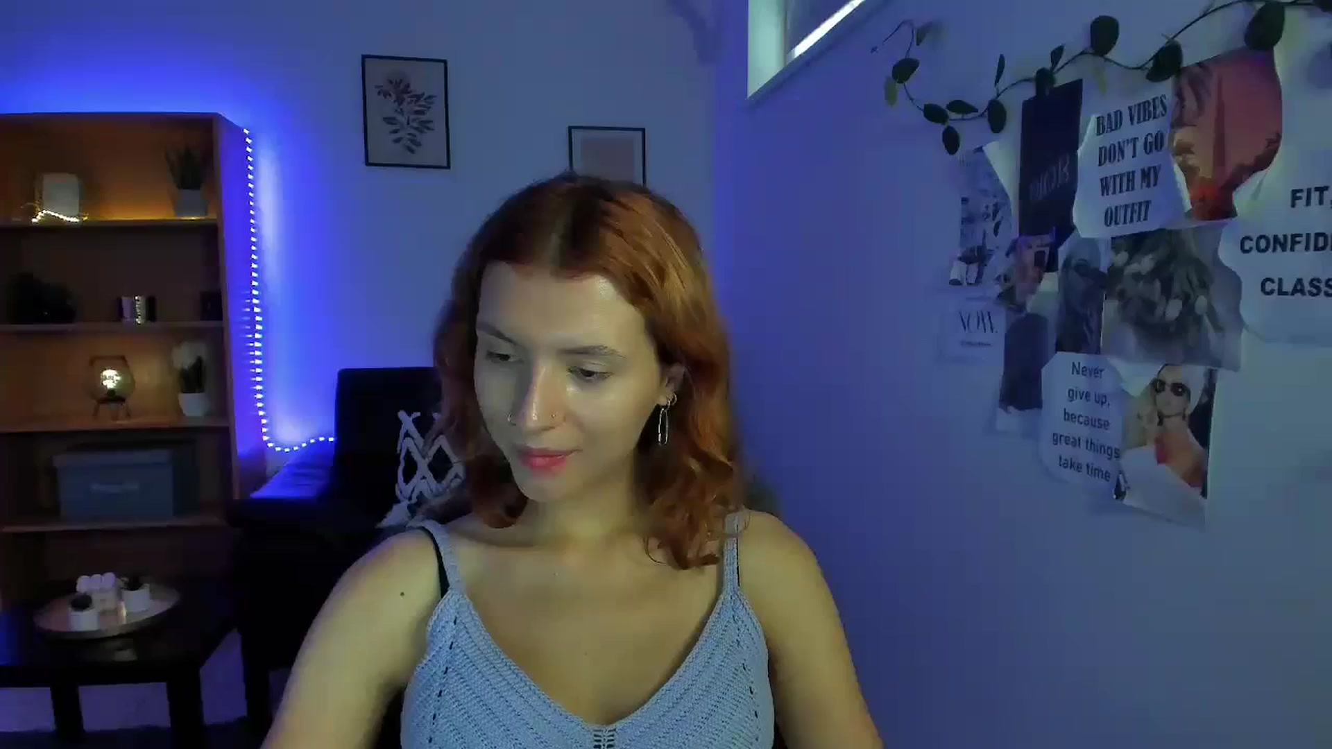 Gallery image thumbnail from SaraJaay18's myfreecams stream on, 09/12/2023, 13:07 image 10 of 20