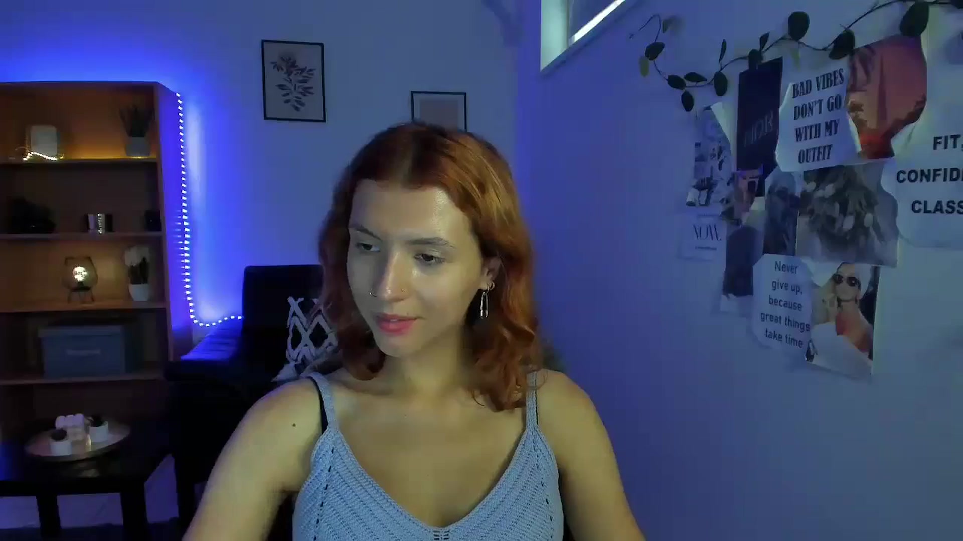 Gallery image thumbnail from SaraJaay18's myfreecams stream on, 09/12/2023, 13:07 image 9 of 20