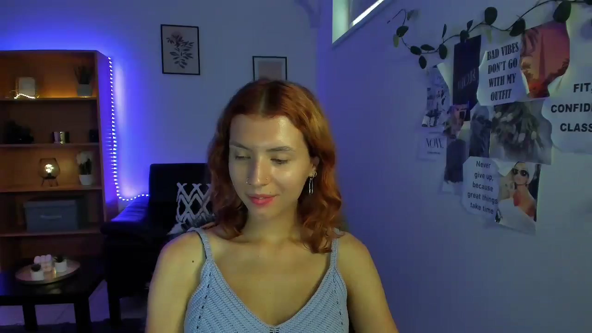 Gallery image thumbnail from SaraJaay18's myfreecams stream on, 09/12/2023, 13:07 image 15 of 20