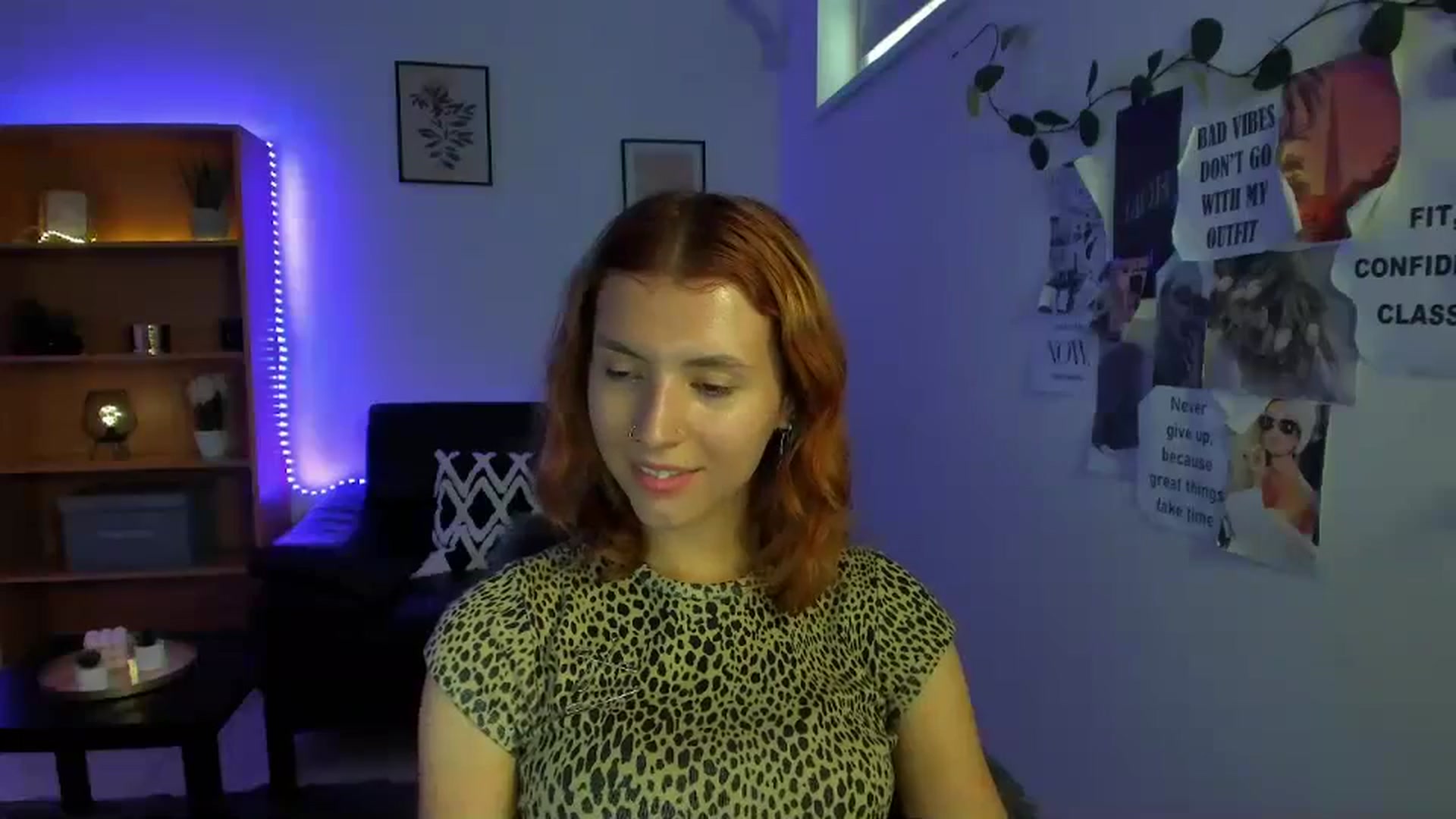 Gallery image thumbnail from SaraJaay18's myfreecams stream on, 09/13/2023, 13:10 image 20 of 20