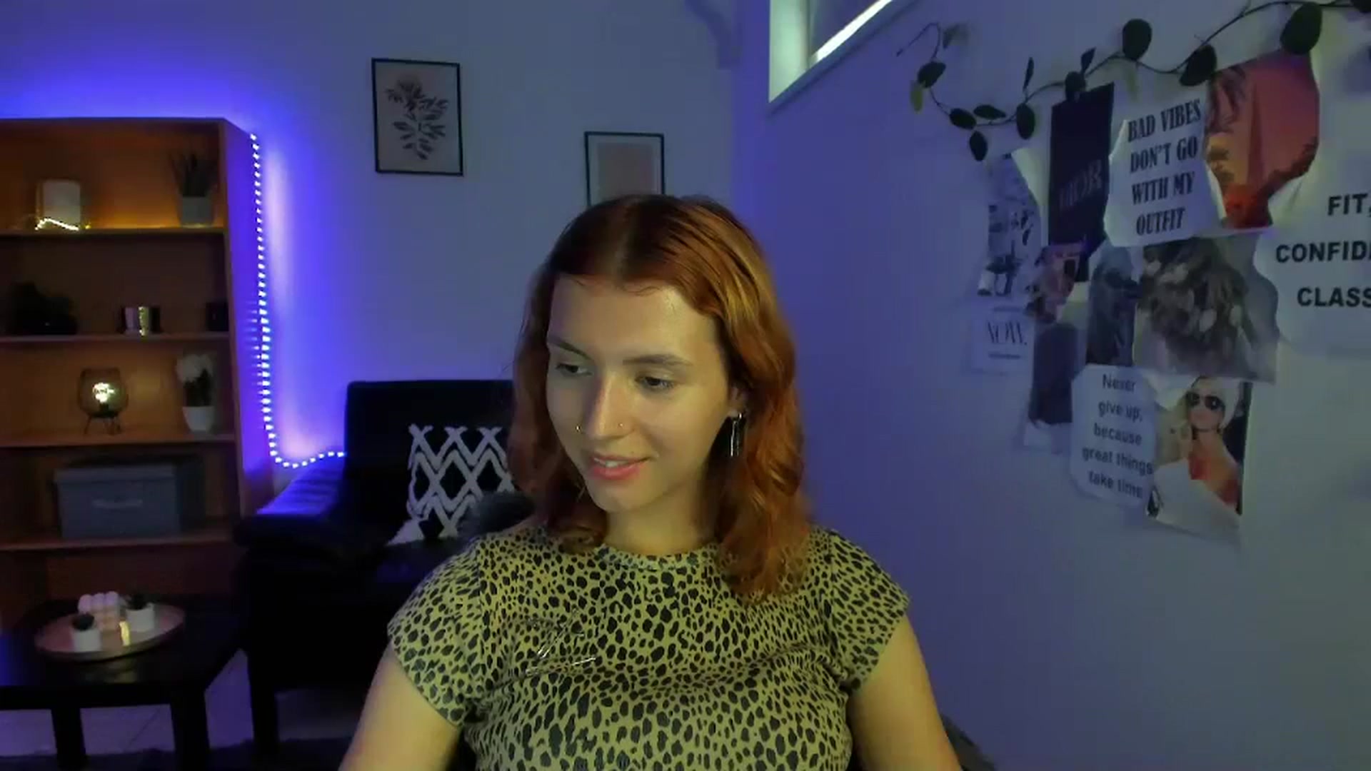 Gallery image thumbnail from SaraJaay18's myfreecams stream on, 09/13/2023, 13:10 image 2 of 20