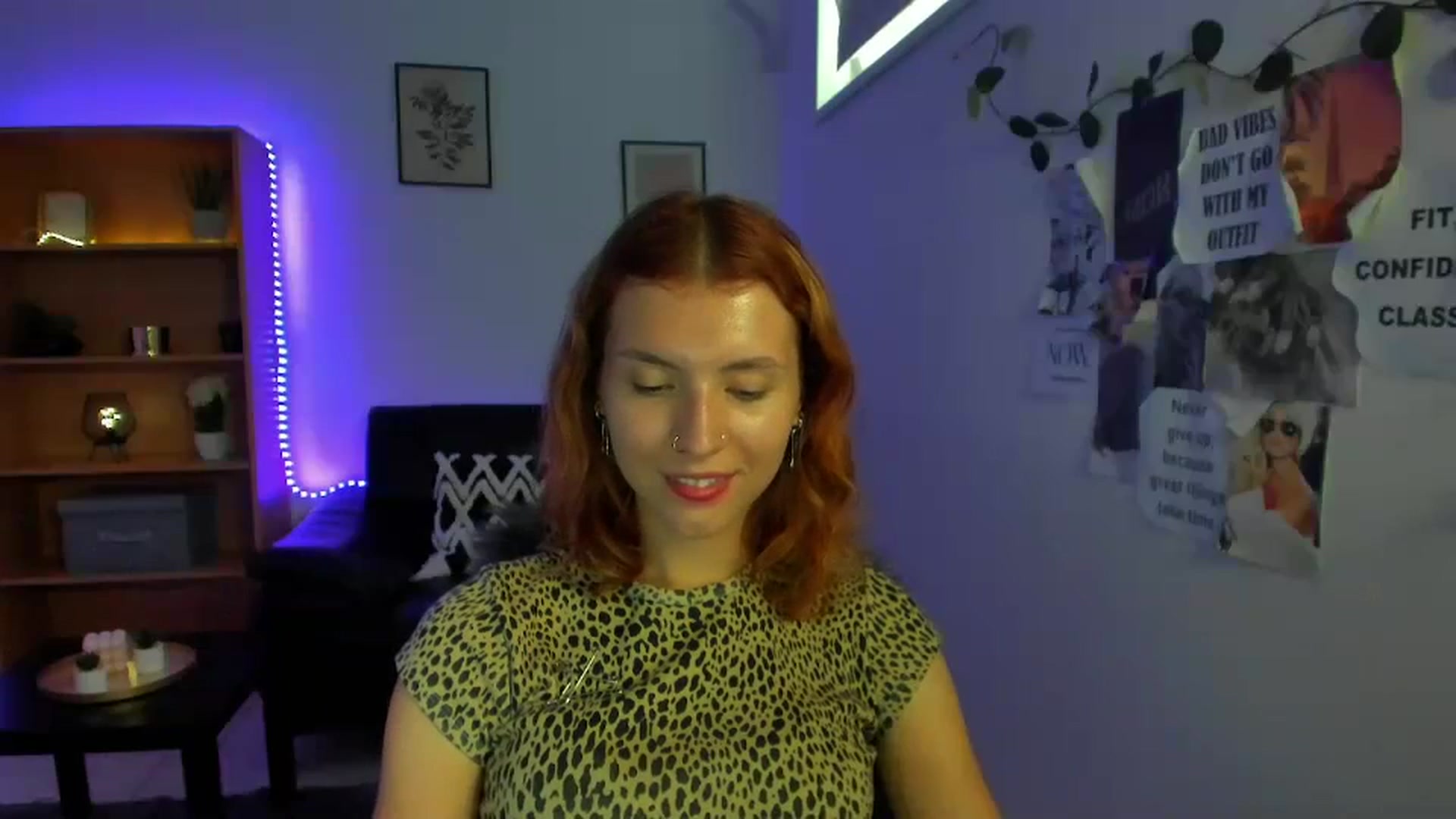 Gallery image thumbnail from SaraJaay18's myfreecams stream on, 09/13/2023, 14:38 image 6 of 20