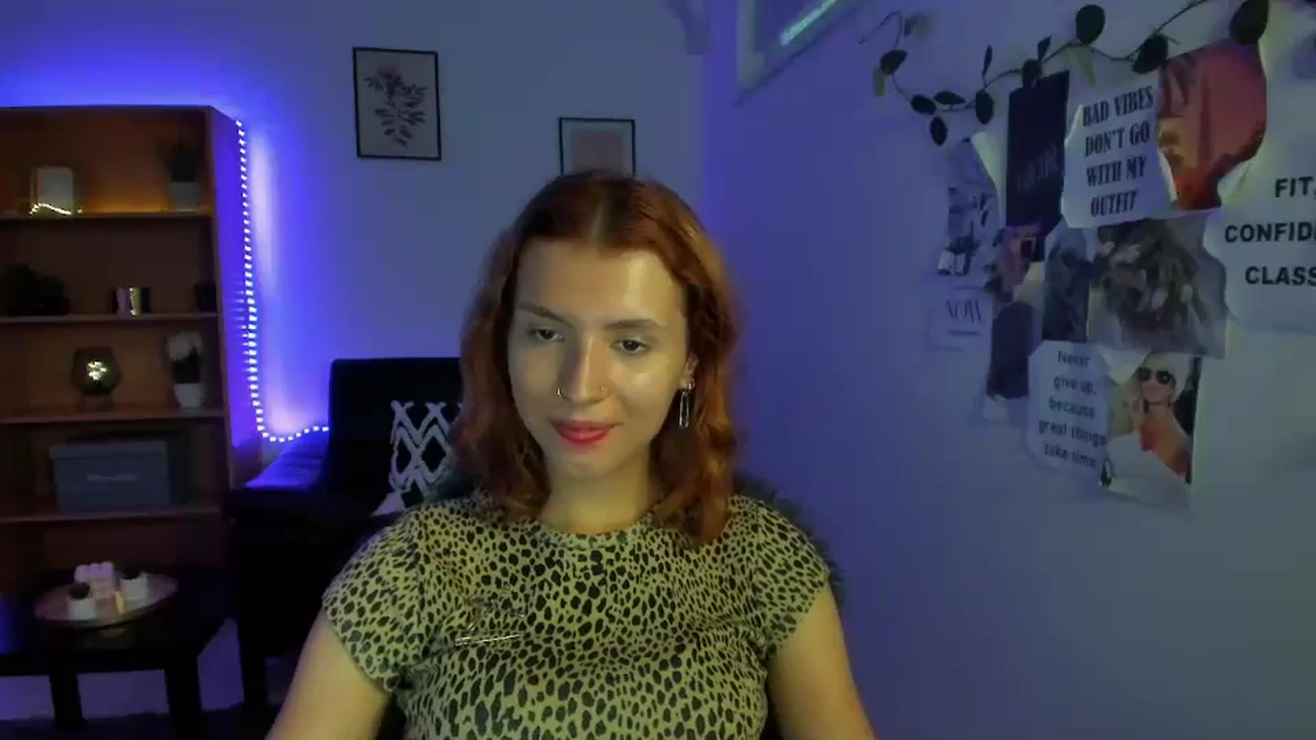 Gallery image thumbnail from SaraJaay18's myfreecams stream on, 09/13/2023, 17:11 image 14 of 20