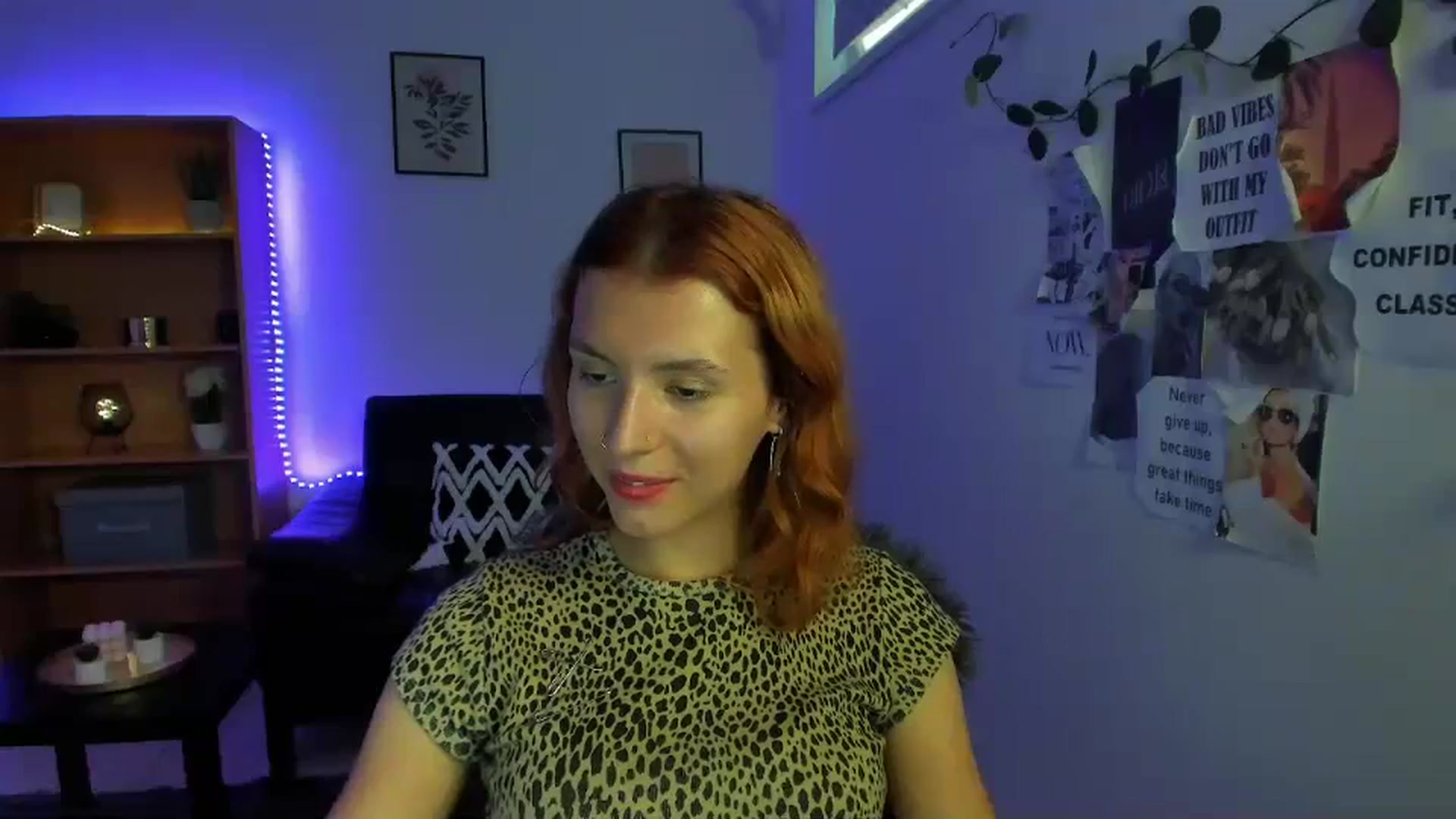 Gallery image thumbnail from SaraJaay18's myfreecams stream on, 09/13/2023, 17:11 image 2 of 20