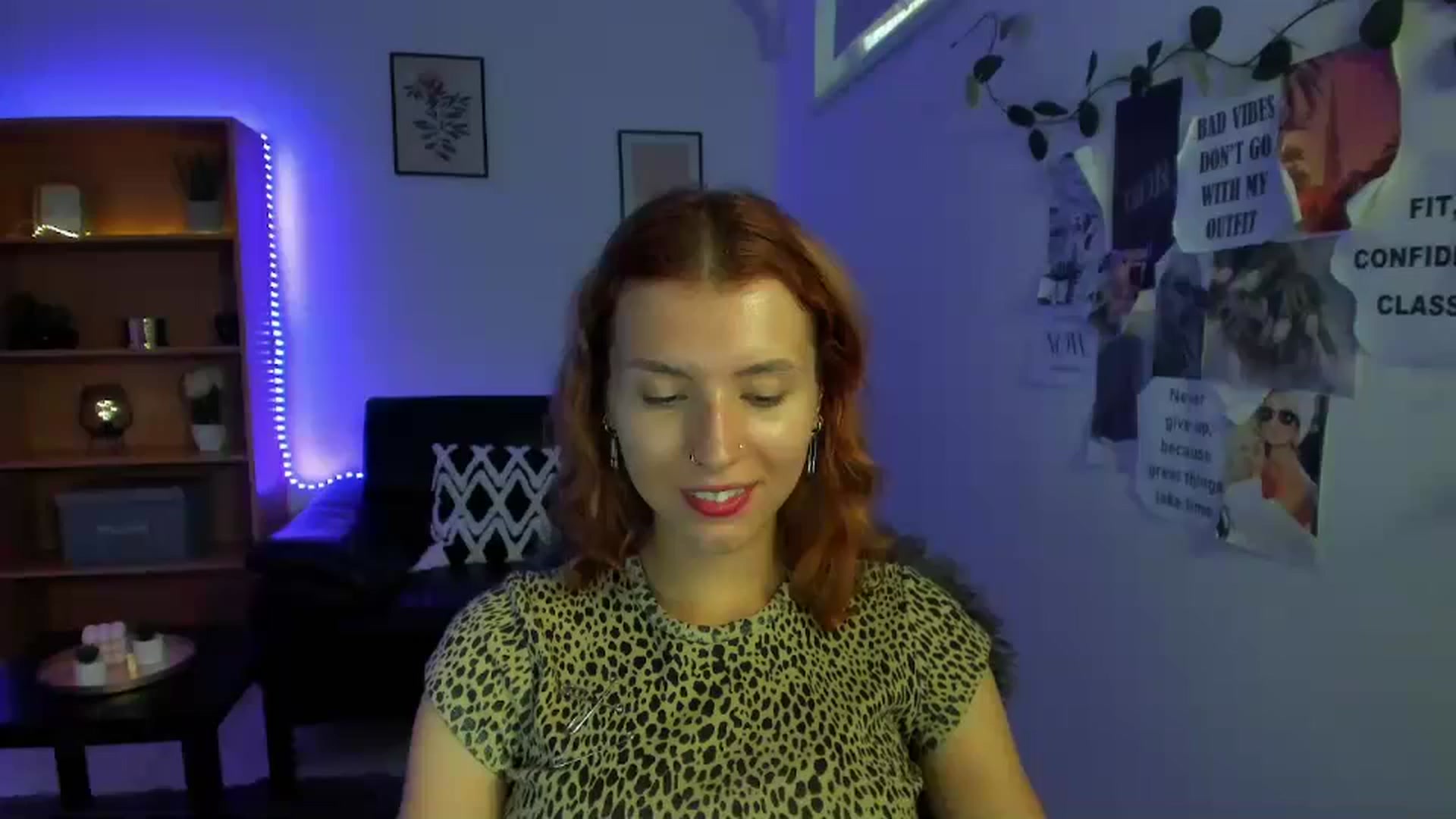 Gallery image thumbnail from SaraJaay18's myfreecams stream on, 09/13/2023, 17:11 image 9 of 20