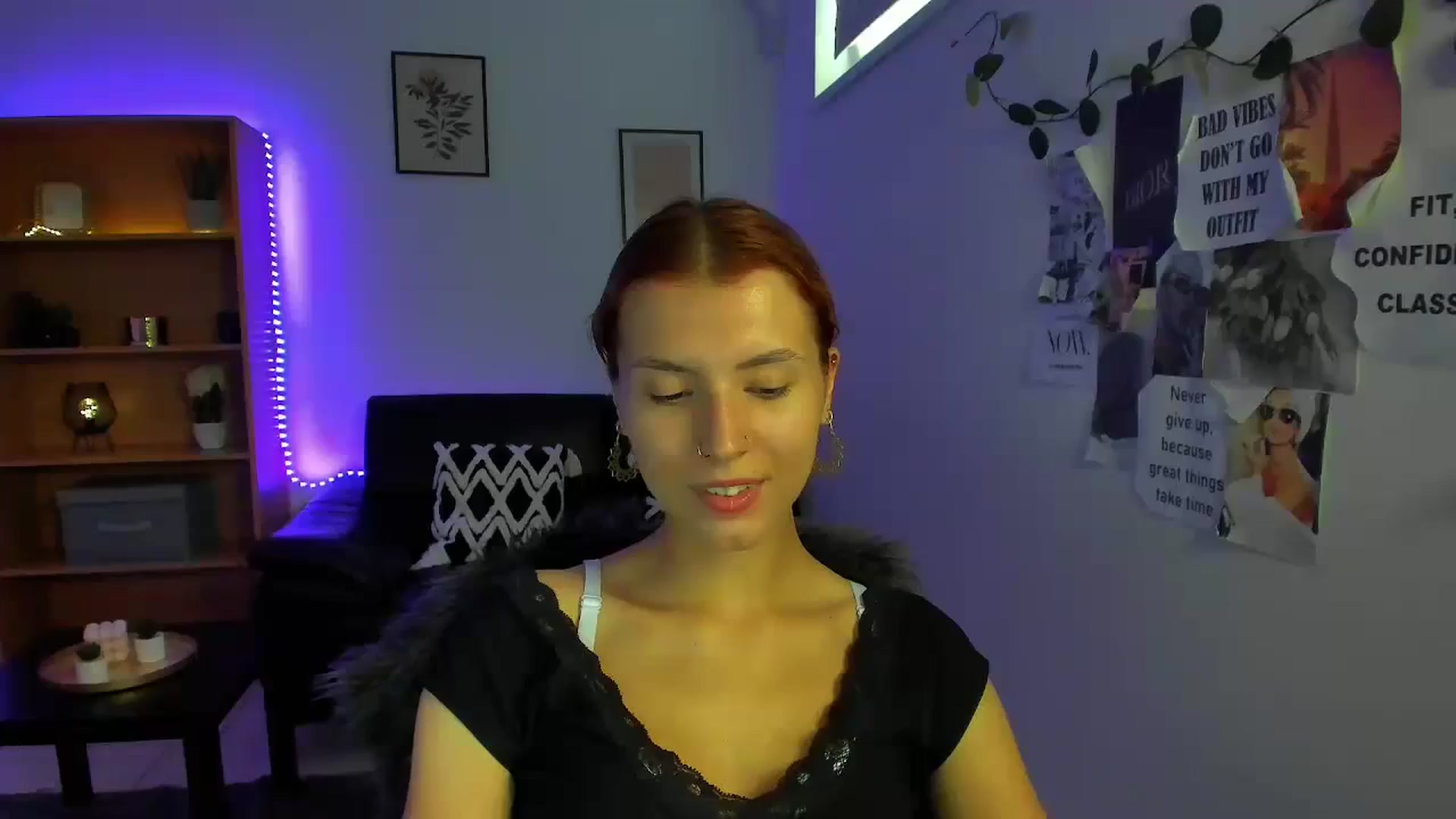 Gallery image thumbnail from SaraJaay18's myfreecams stream on, 09/14/2023, 15:50 image 3 of 20