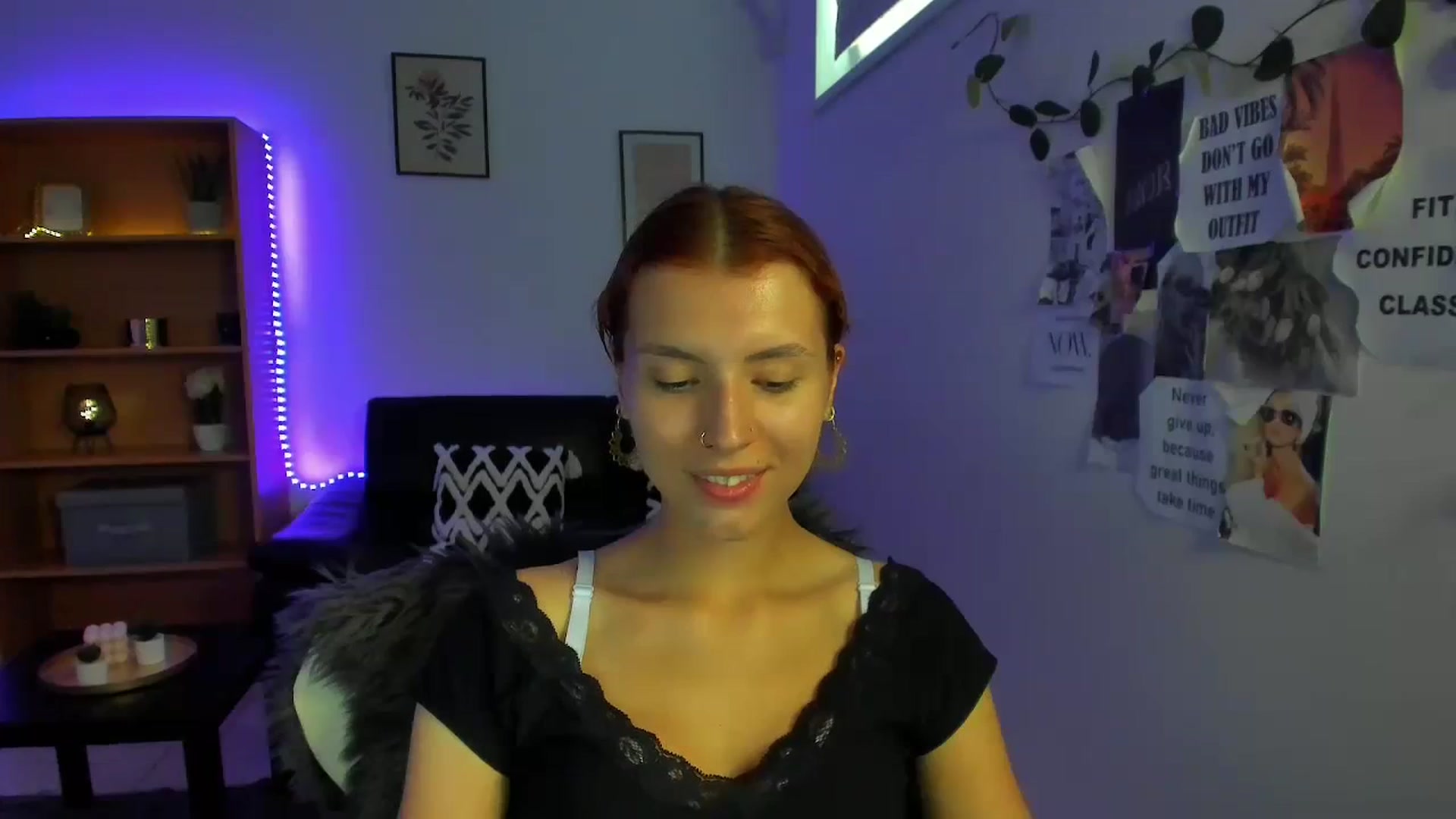 Gallery image thumbnail from SaraJaay18's myfreecams stream on, 09/14/2023, 15:50 image 8 of 20