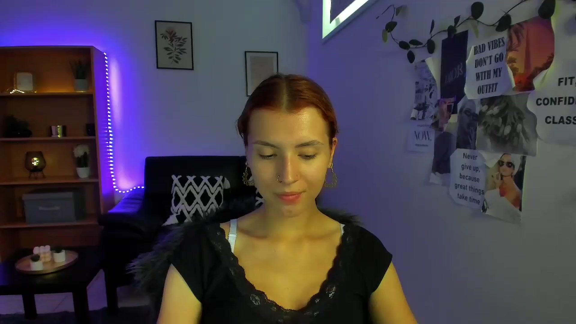 Gallery image thumbnail from SaraJaay18's myfreecams stream on, 09/14/2023, 15:50 image 5 of 20