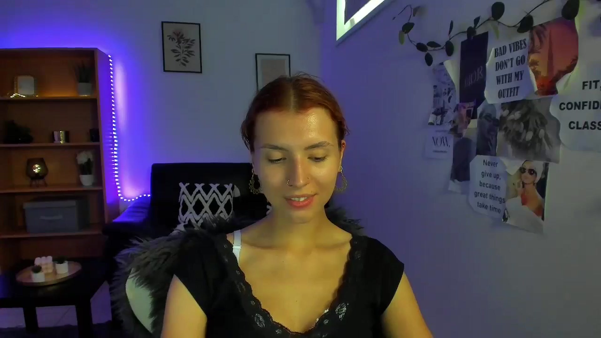 Gallery image thumbnail from SaraJaay18's myfreecams stream on, 09/14/2023, 15:50 image 12 of 20