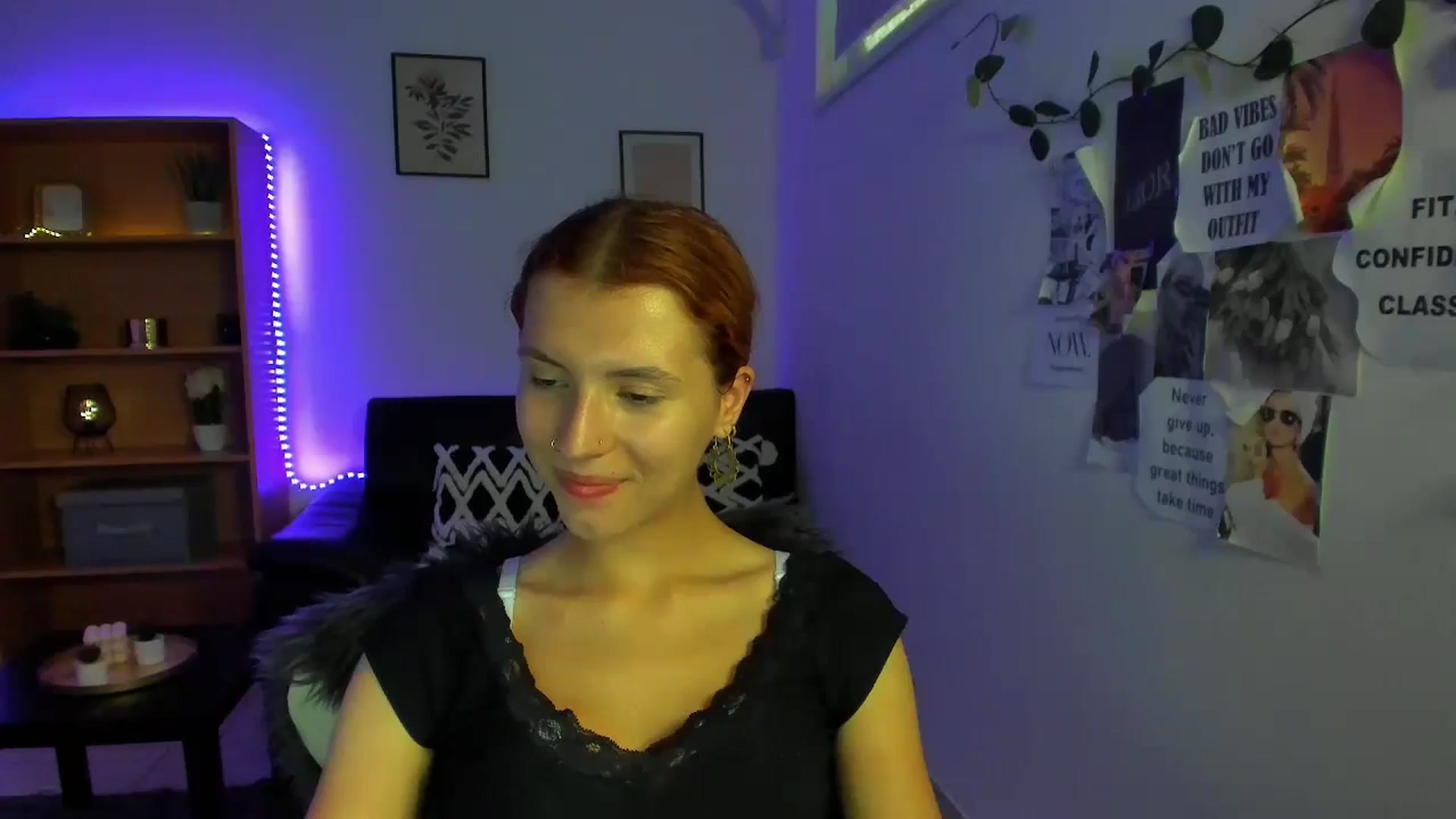 Gallery image thumbnail from SaraJaay18's myfreecams stream on, 09/14/2023, 16:26 image 18 of 20