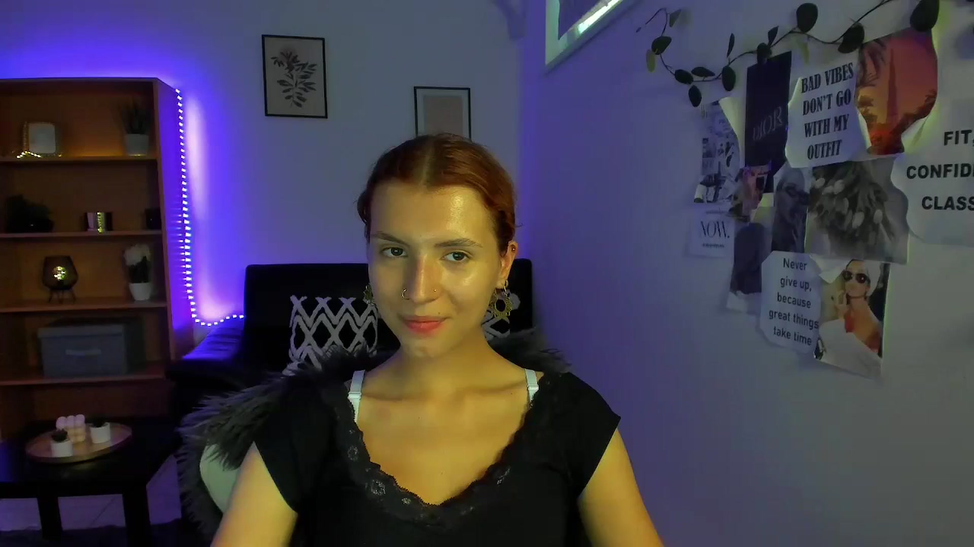 Gallery image thumbnail from SaraJaay18's myfreecams stream on, 09/14/2023, 16:26 image 12 of 20