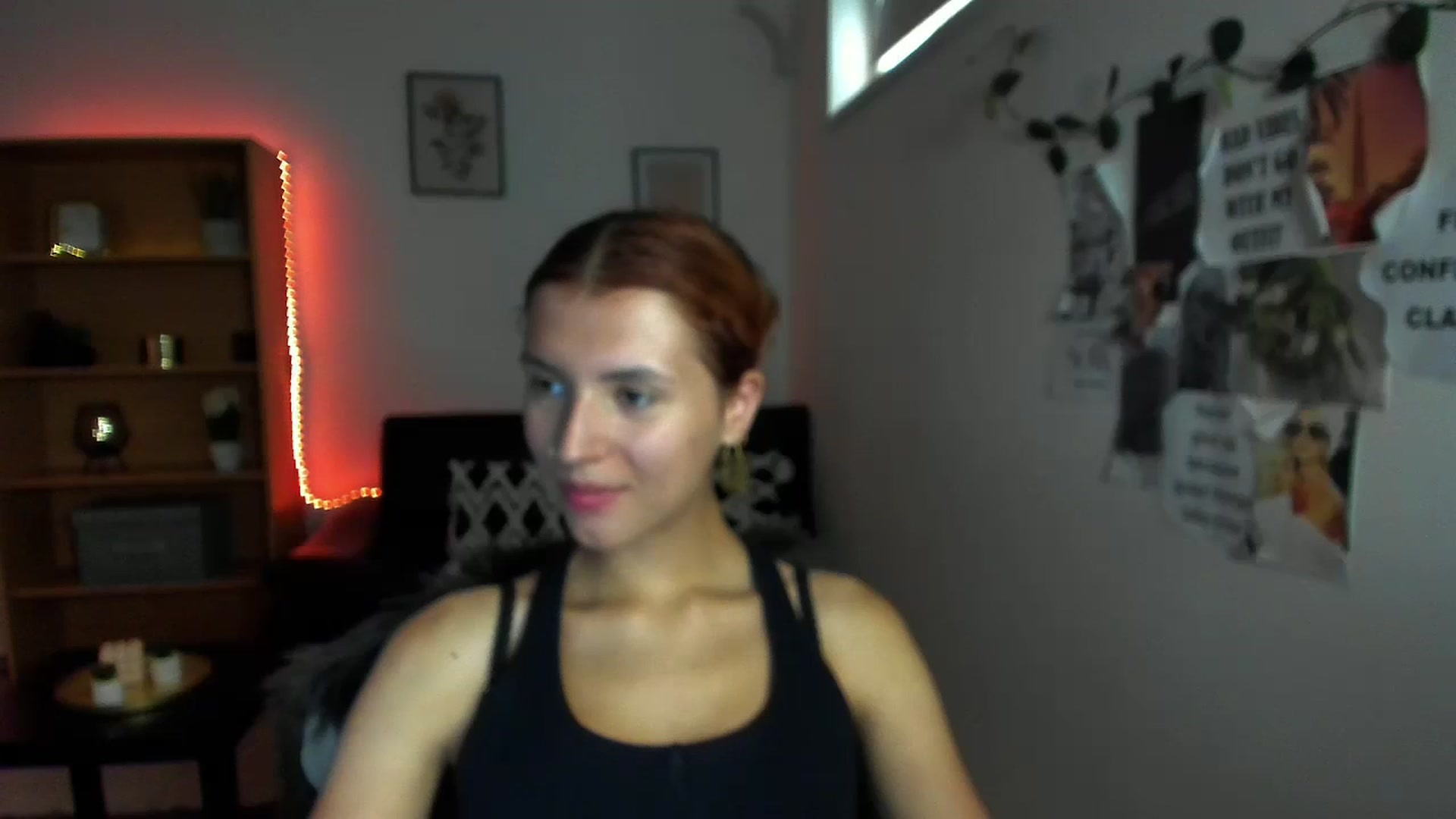 Gallery image thumbnail from SaraJaay18's myfreecams stream on, 09/15/2023, 09:48 image 8 of 20
