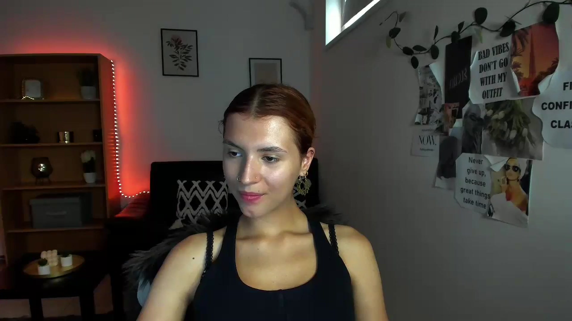Gallery image thumbnail from SaraJaay18's myfreecams stream on, 09/15/2023, 09:48 image 20 of 20