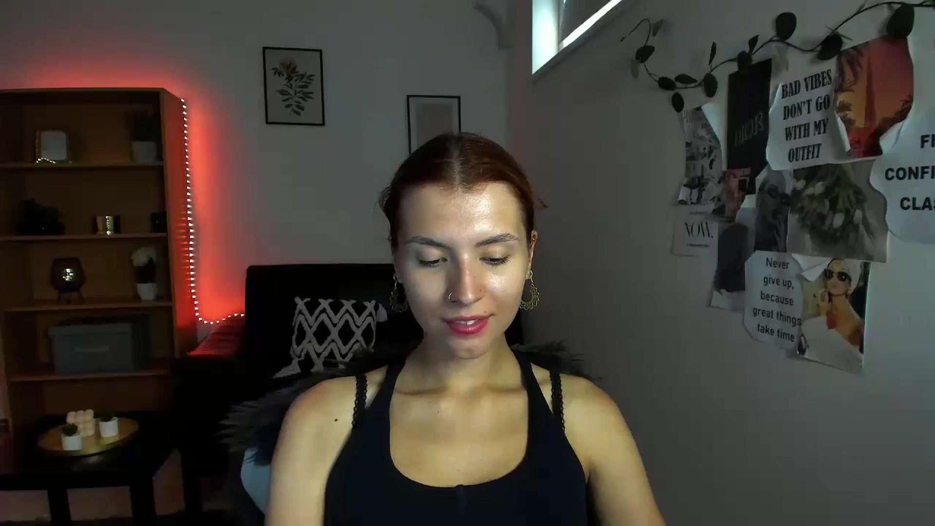 Gallery image thumbnail from SaraJaay18's myfreecams stream on, 09/15/2023, 12:54 image 3 of 20