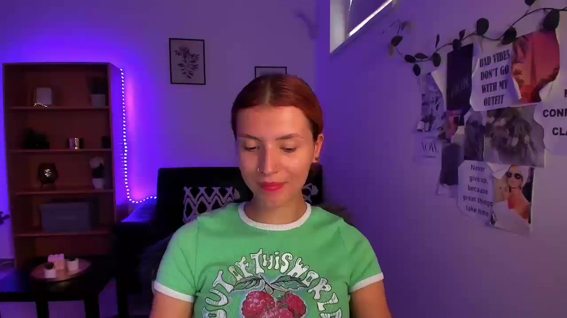 Gallery image thumbnail from SaraJaay18's myfreecams stream on, 09/20/2023, 14:39 image 2 of 20