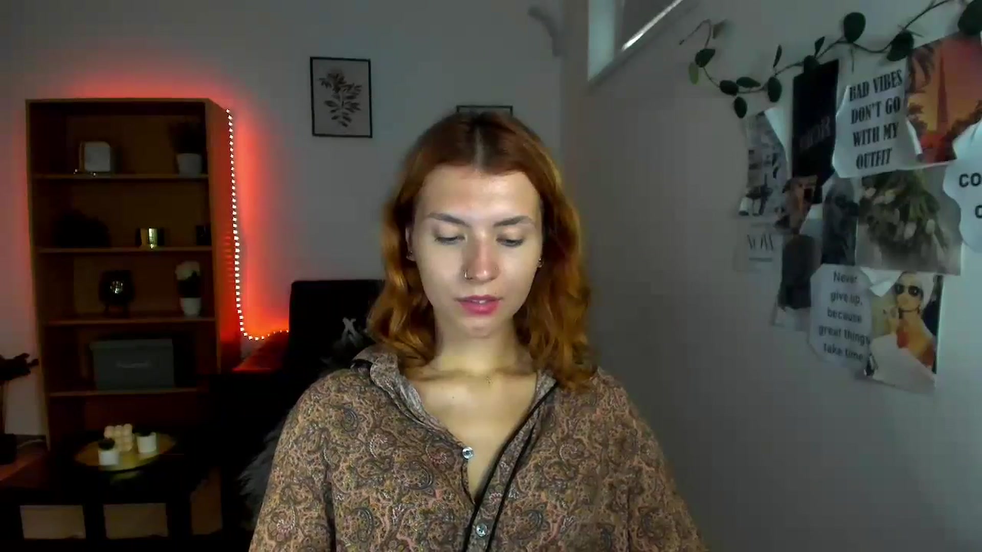 Gallery image thumbnail from SaraJaay18's myfreecams stream on, 09/30/2023, 14:55 image 12 of 20