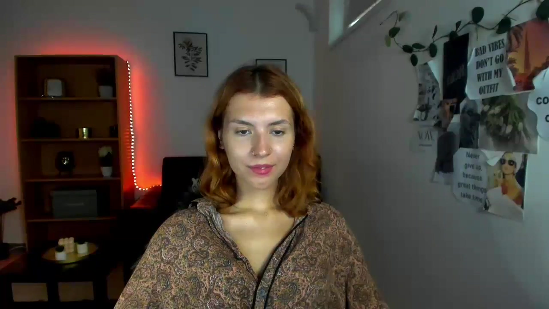 Gallery image thumbnail from SaraJaay18's myfreecams stream on, 09/30/2023, 14:55 image 20 of 20