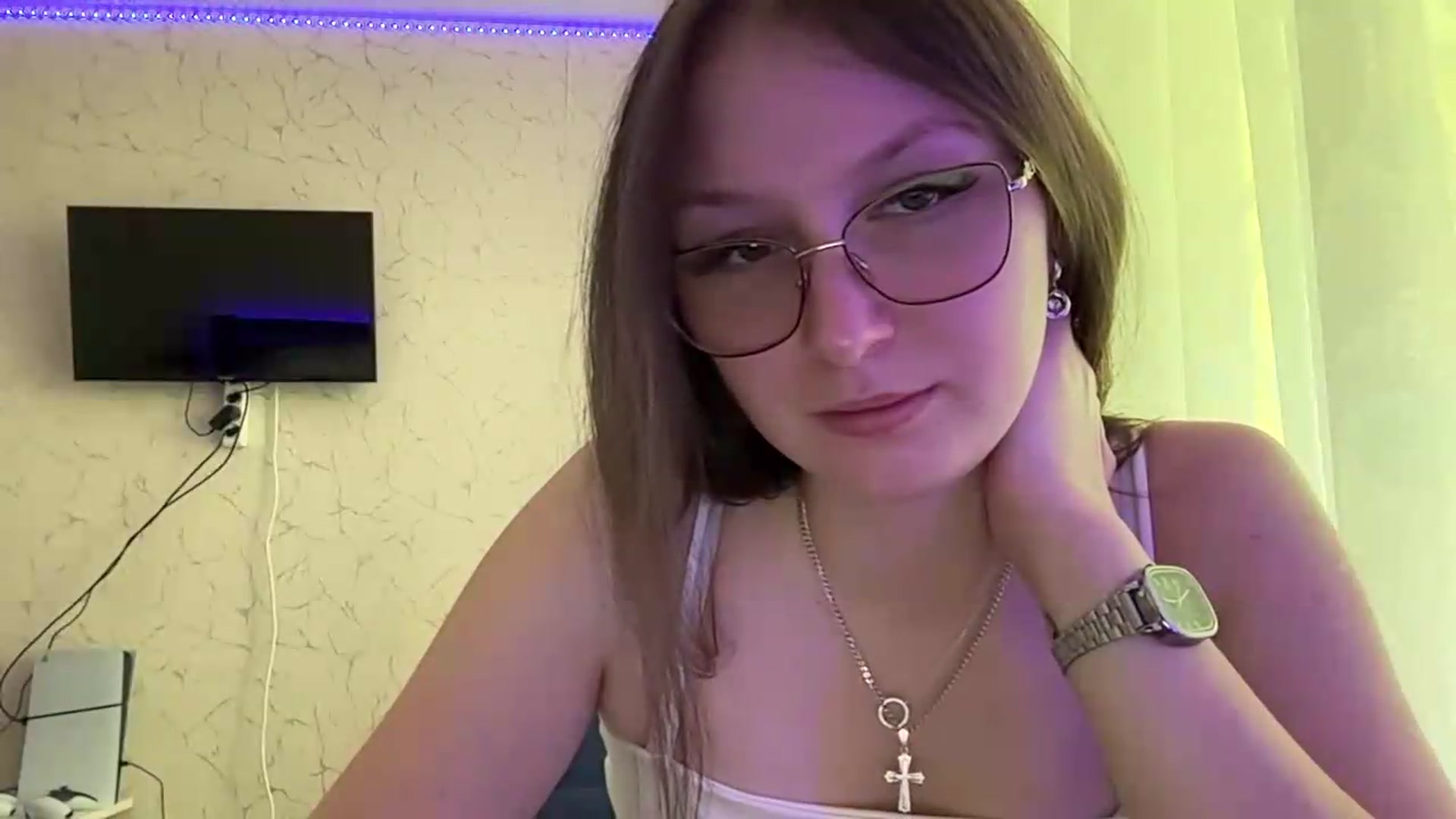 Gallery image thumbnail from SaraJay's myfreecams stream on, 06/11/2026, 10:46 image 5 of 20