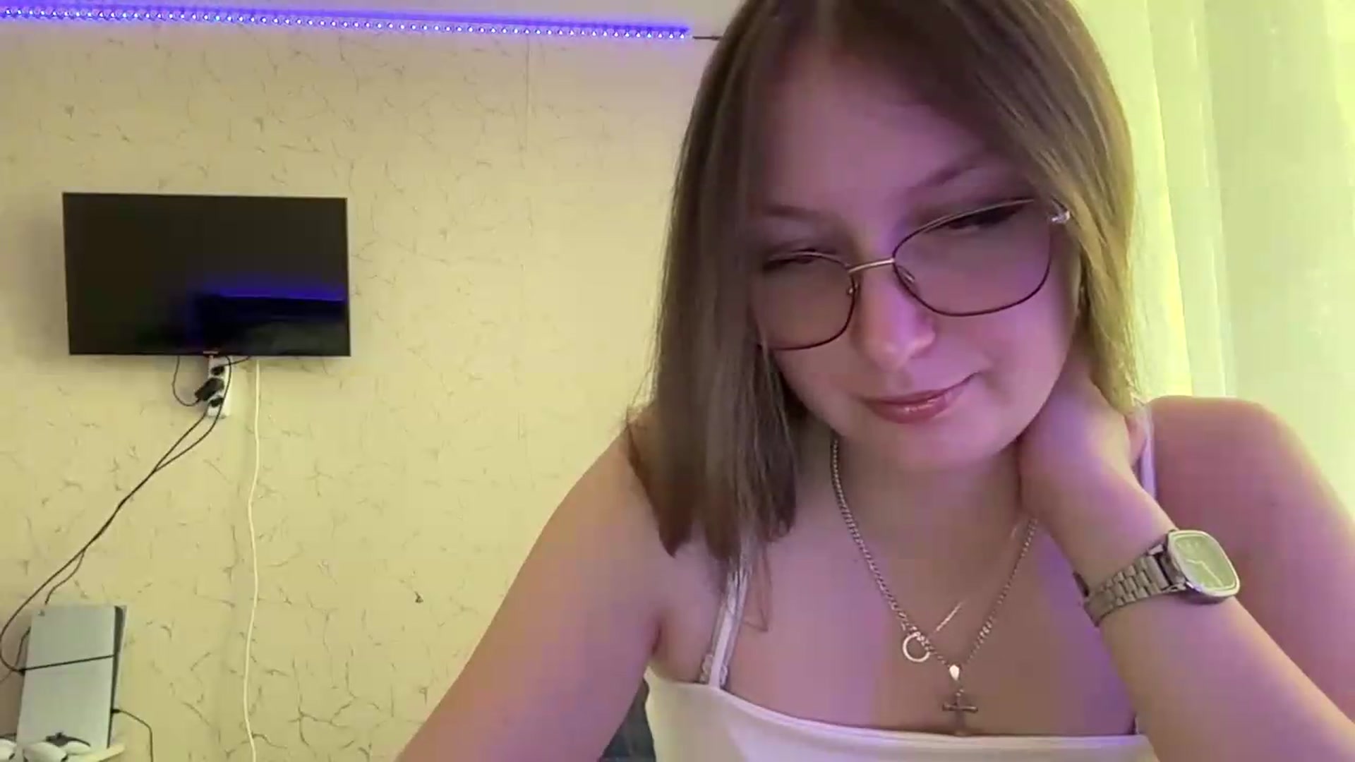 Gallery image thumbnail from SaraJay's myfreecams stream on, 06/11/2026, 10:46 image 8 of 20