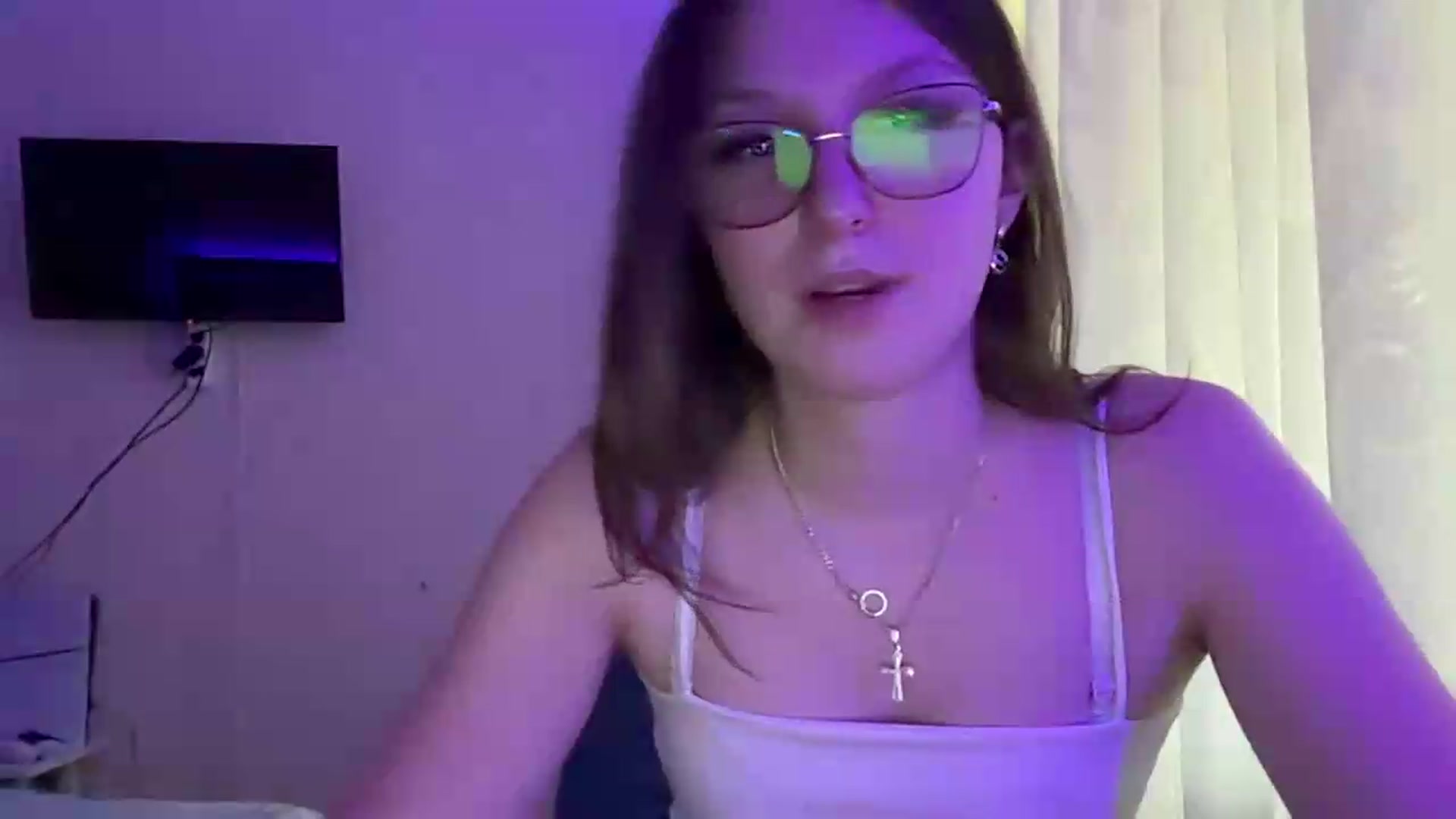 Gallery image thumbnail from SaraJay's myfreecams stream on, 06/11/2026, 13:41 image 12 of 20