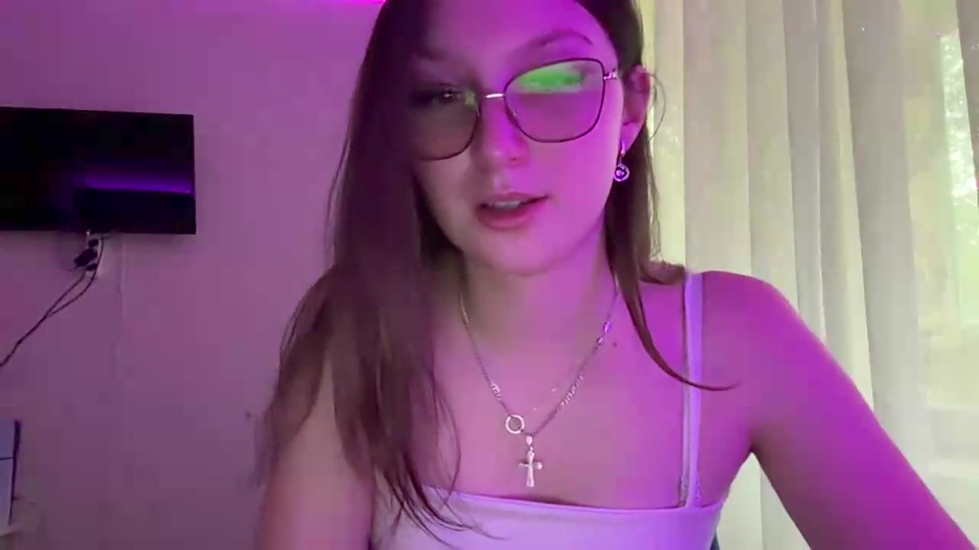 Gallery image thumbnail from SaraJay's myfreecams stream on, 06/11/2026, 14:57 image 17 of 20