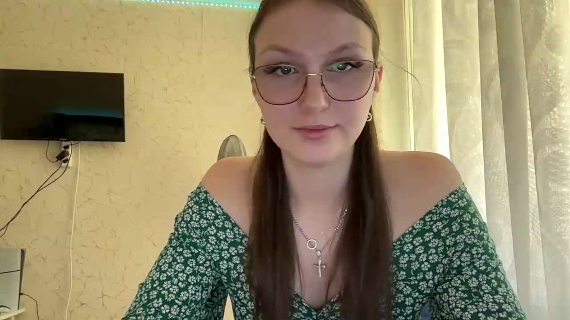 Gallery image thumbnail from SaraJay's myfreecams stream on, 06/13/2026, 13:36 image 3 of 20
