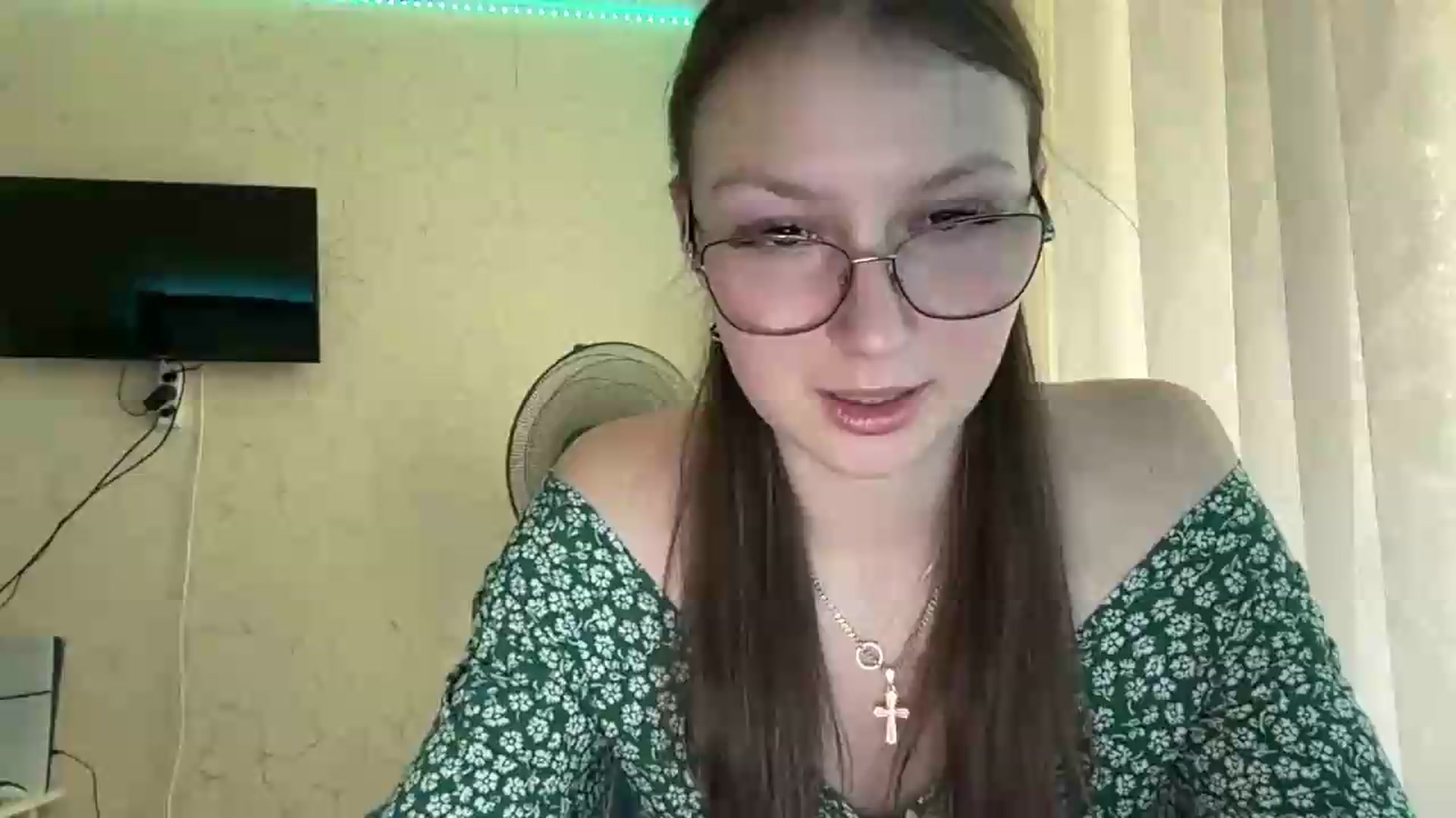 Gallery image thumbnail from SaraJay's myfreecams stream on, 06/13/2026, 13:36 image 1 of 20