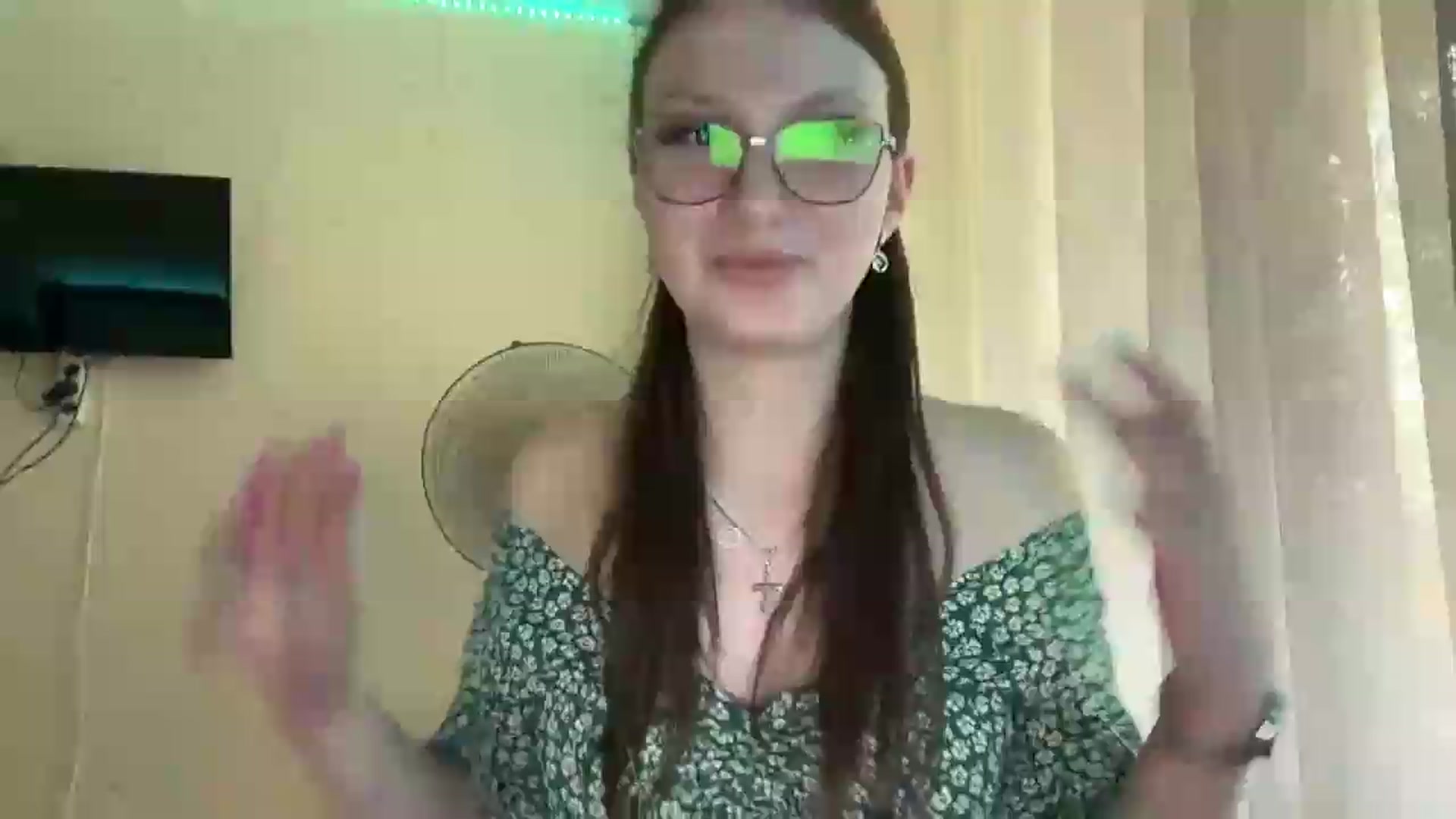 Gallery image thumbnail from SaraJay's myfreecams stream on, 06/13/2026, 15:04 image 11 of 20