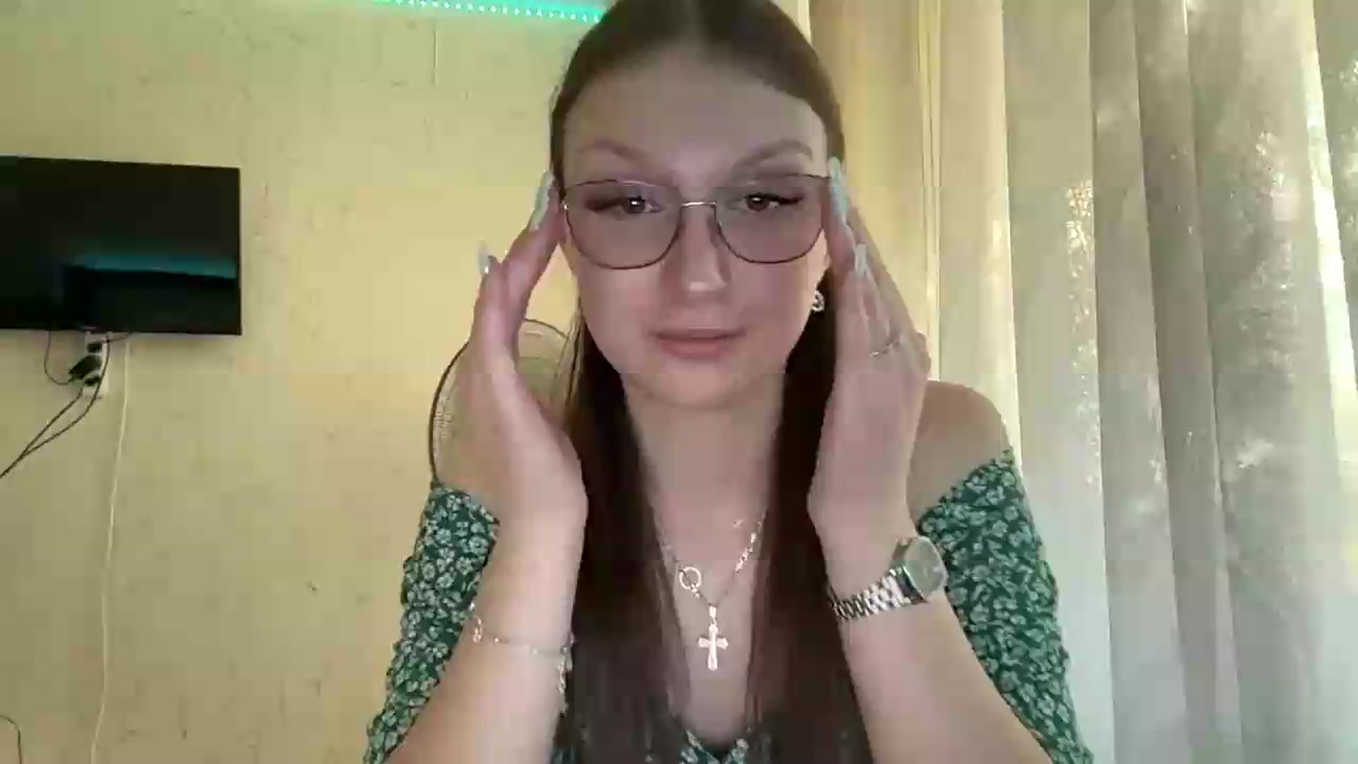 Gallery image thumbnail from SaraJay's myfreecams stream on, 06/13/2026, 15:04 image 17 of 20