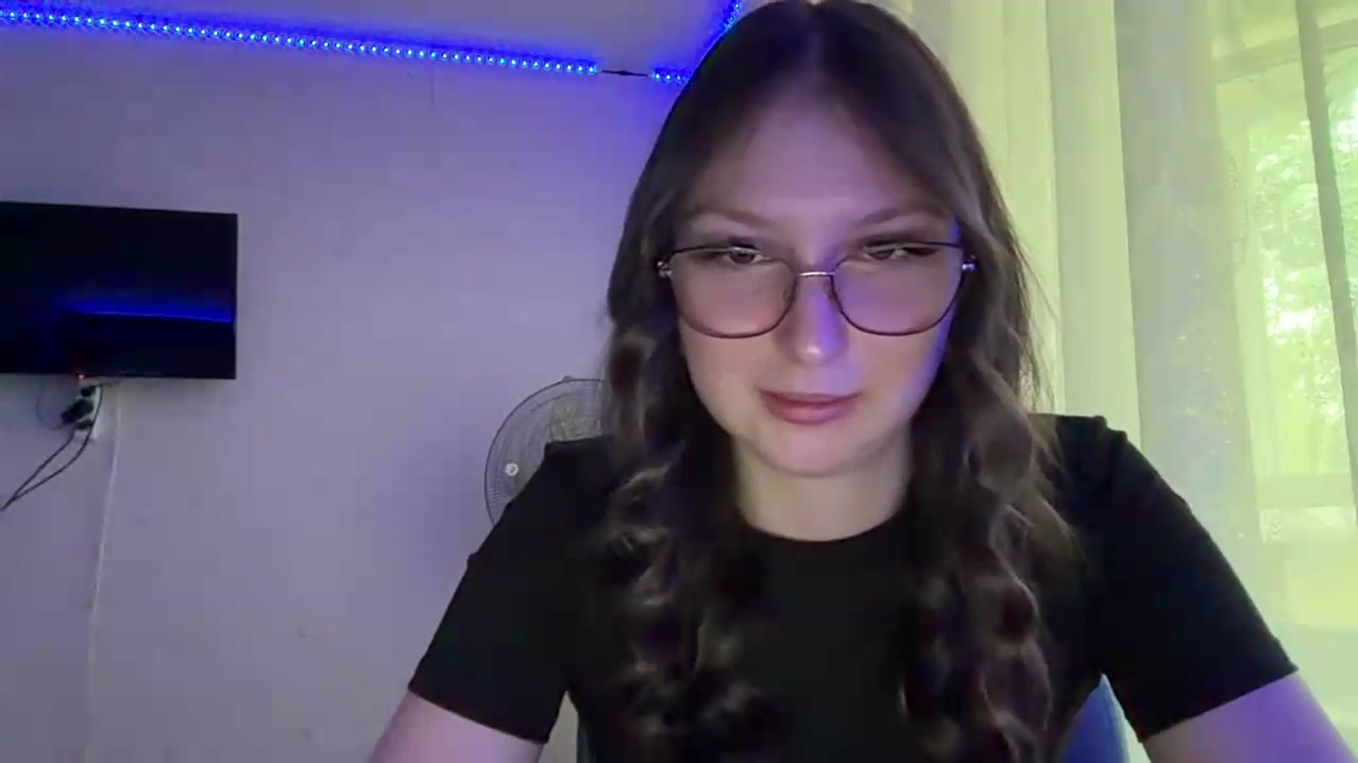 Gallery image thumbnail from SaraJay's myfreecams stream on, 06/15/2026, 08:16 image 3 of 20