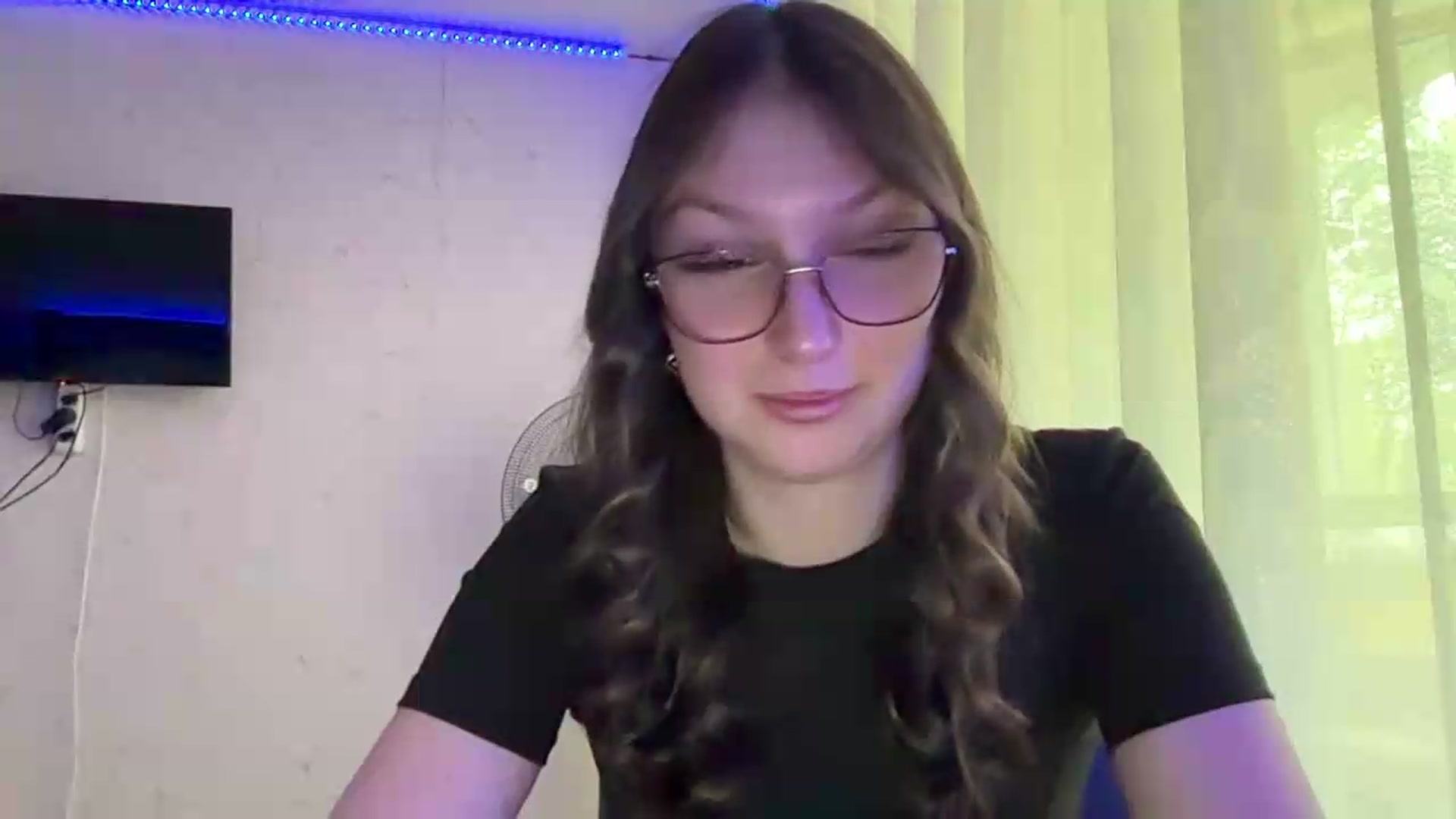 Gallery image thumbnail from SaraJay's myfreecams stream on, 06/15/2026, 08:16 image 9 of 20