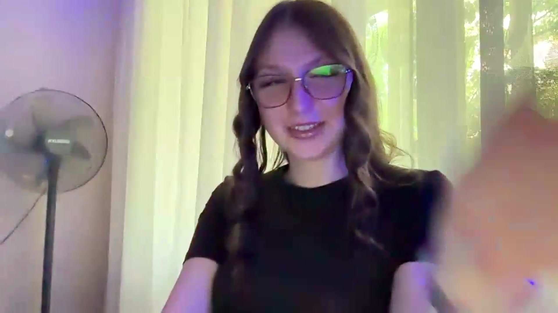 Gallery image thumbnail from SaraJay's myfreecams stream on, 06/15/2026, 08:16 image 14 of 20