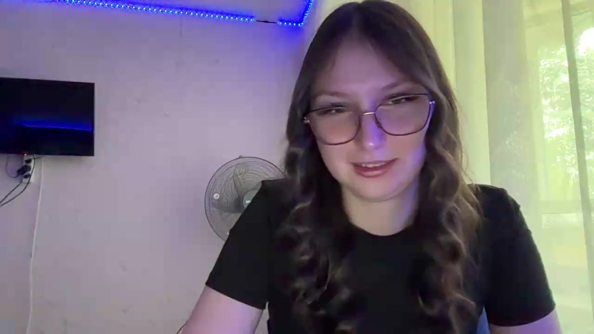 Gallery image thumbnail from SaraJay's myfreecams stream on, 06/15/2026, 08:16 image 8 of 20