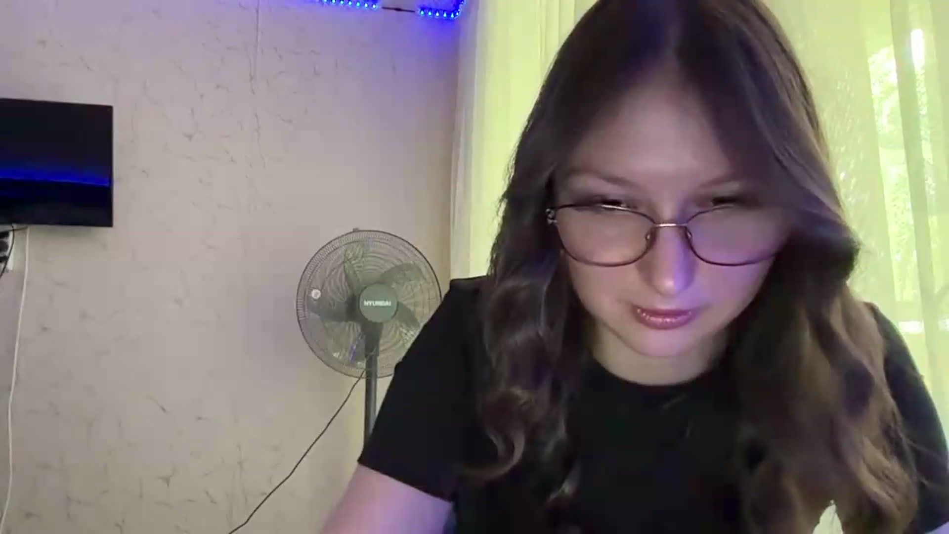 Gallery image thumbnail from SaraJay's myfreecams stream on, 06/15/2026, 08:58 image 13 of 20