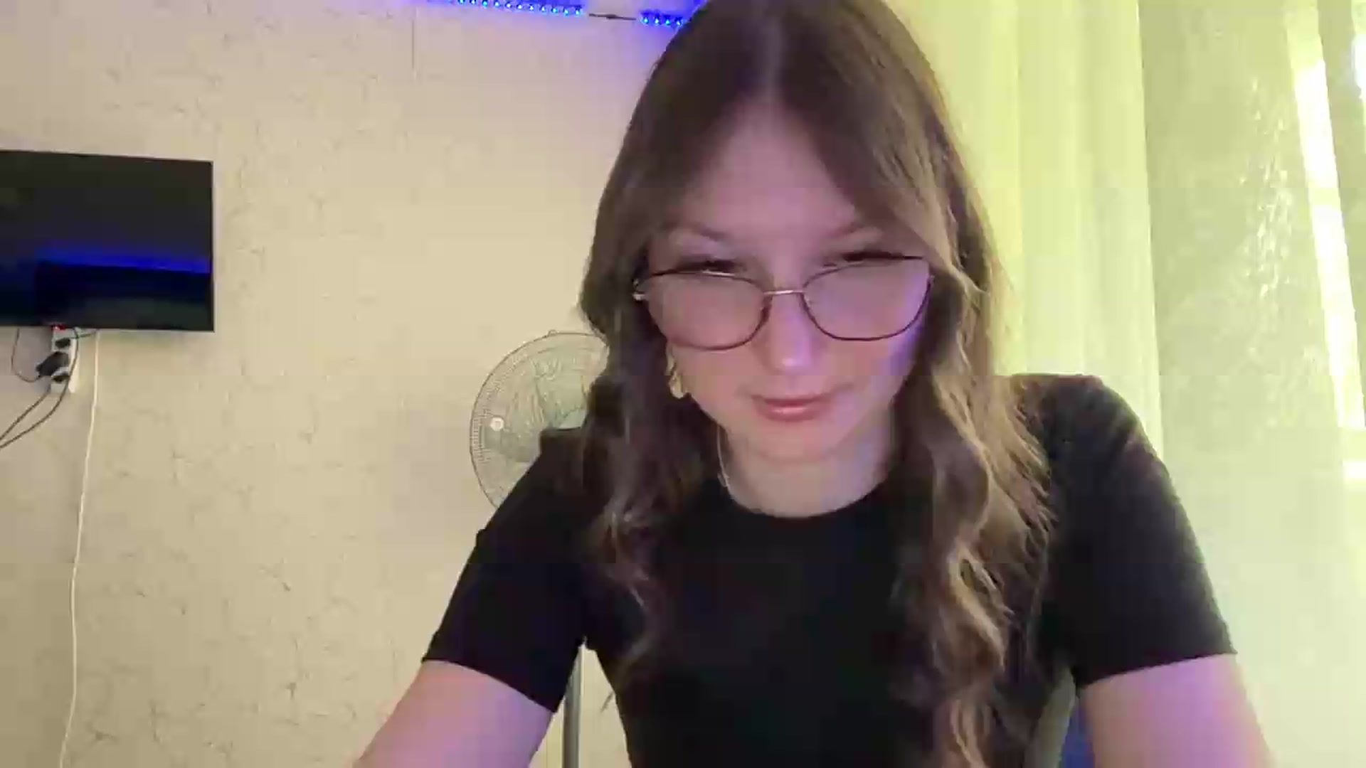 Gallery image thumbnail from SaraJay's myfreecams stream on, 06/15/2026, 08:58 image 2 of 20